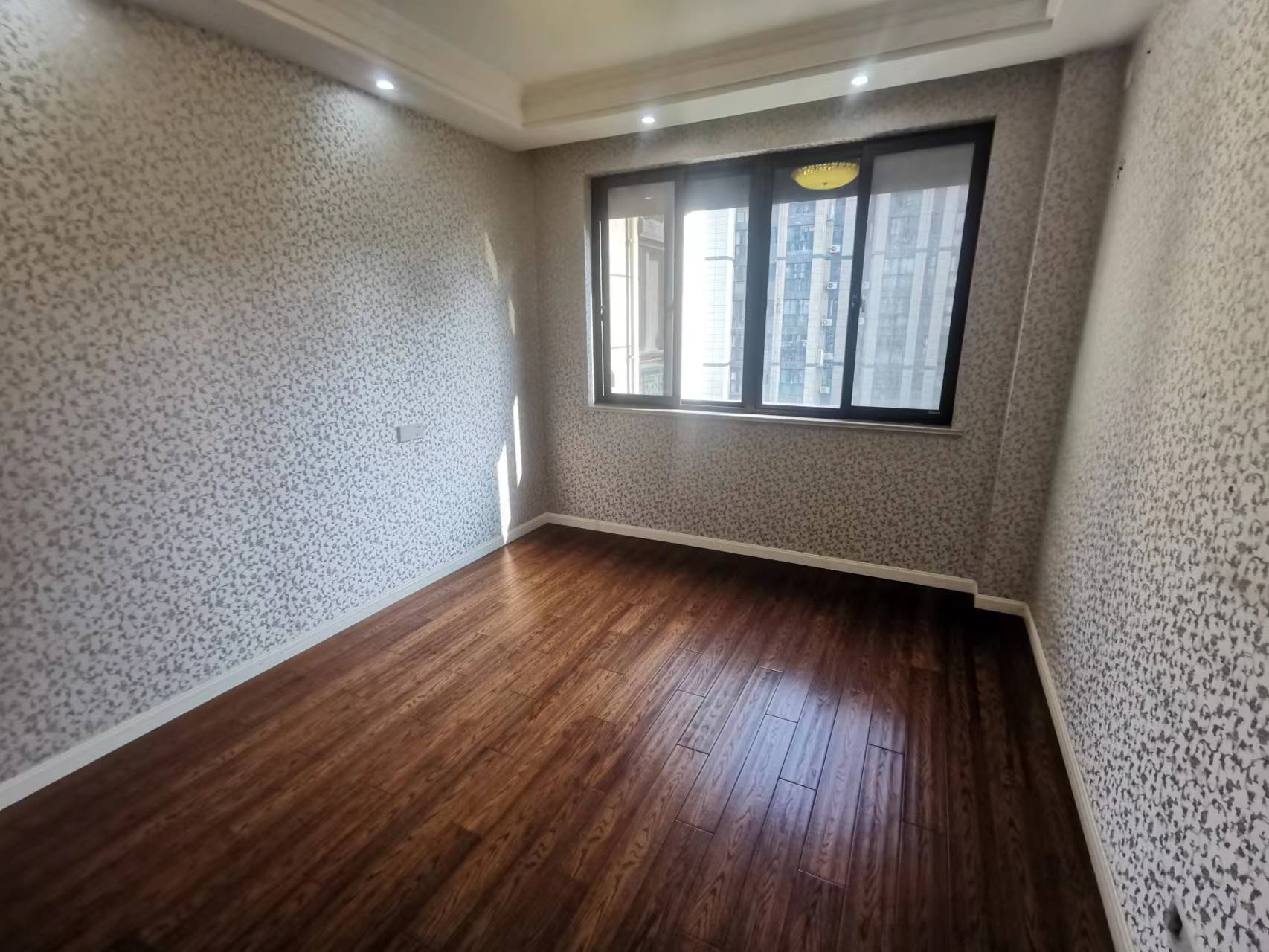 御景澜庭 3室2厅1卫 100.3m&sup2;