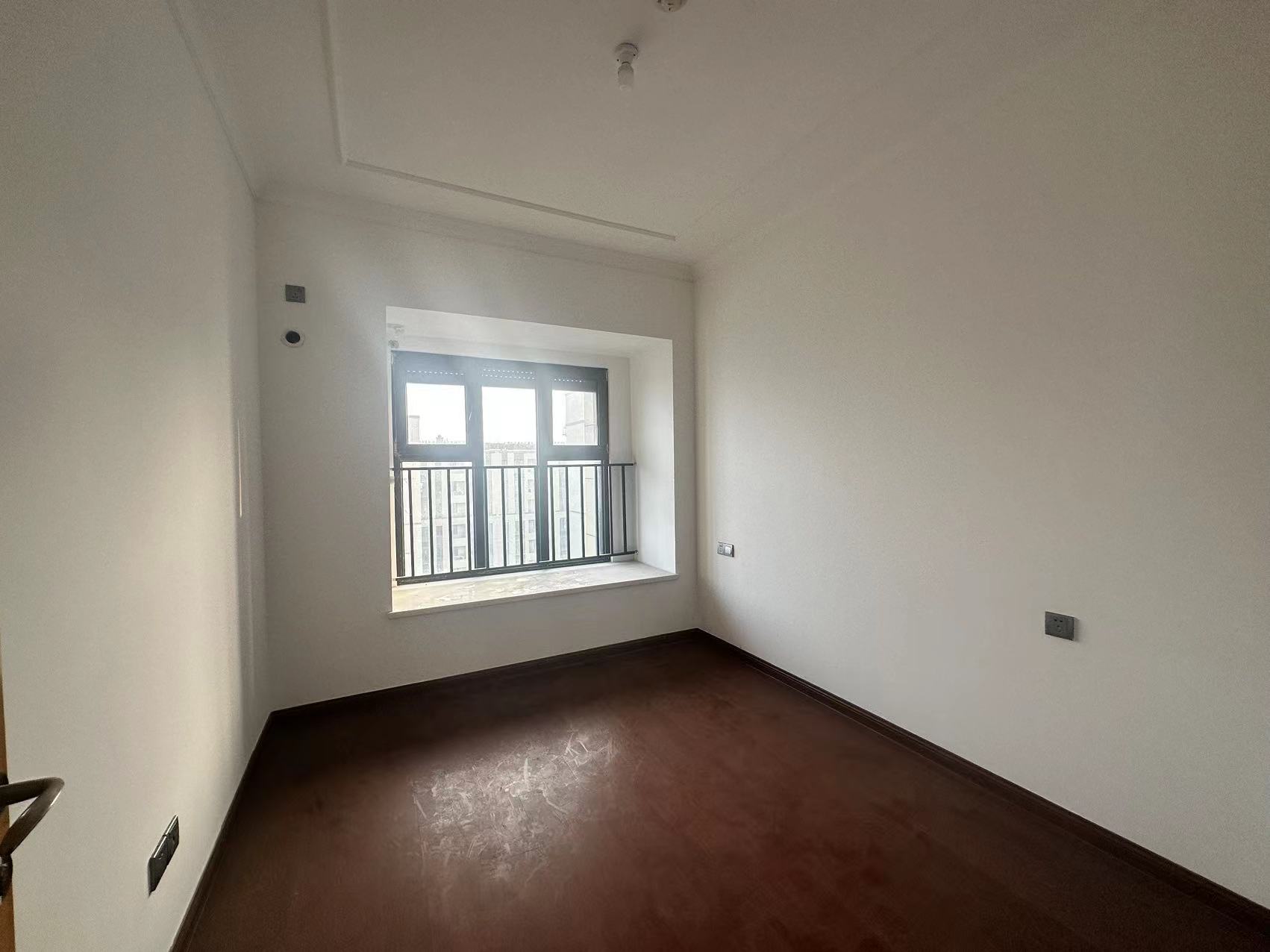 富力院士廷 3室2厅2卫 119m&sup2;