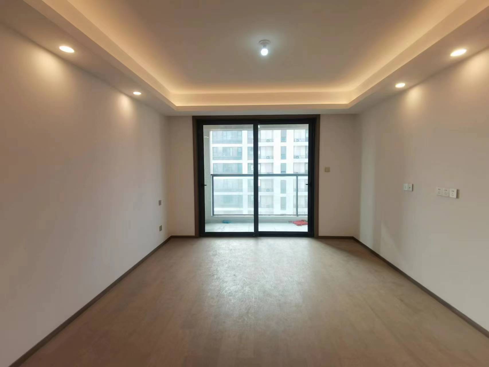 卓越府 4室2厅2卫 125m²