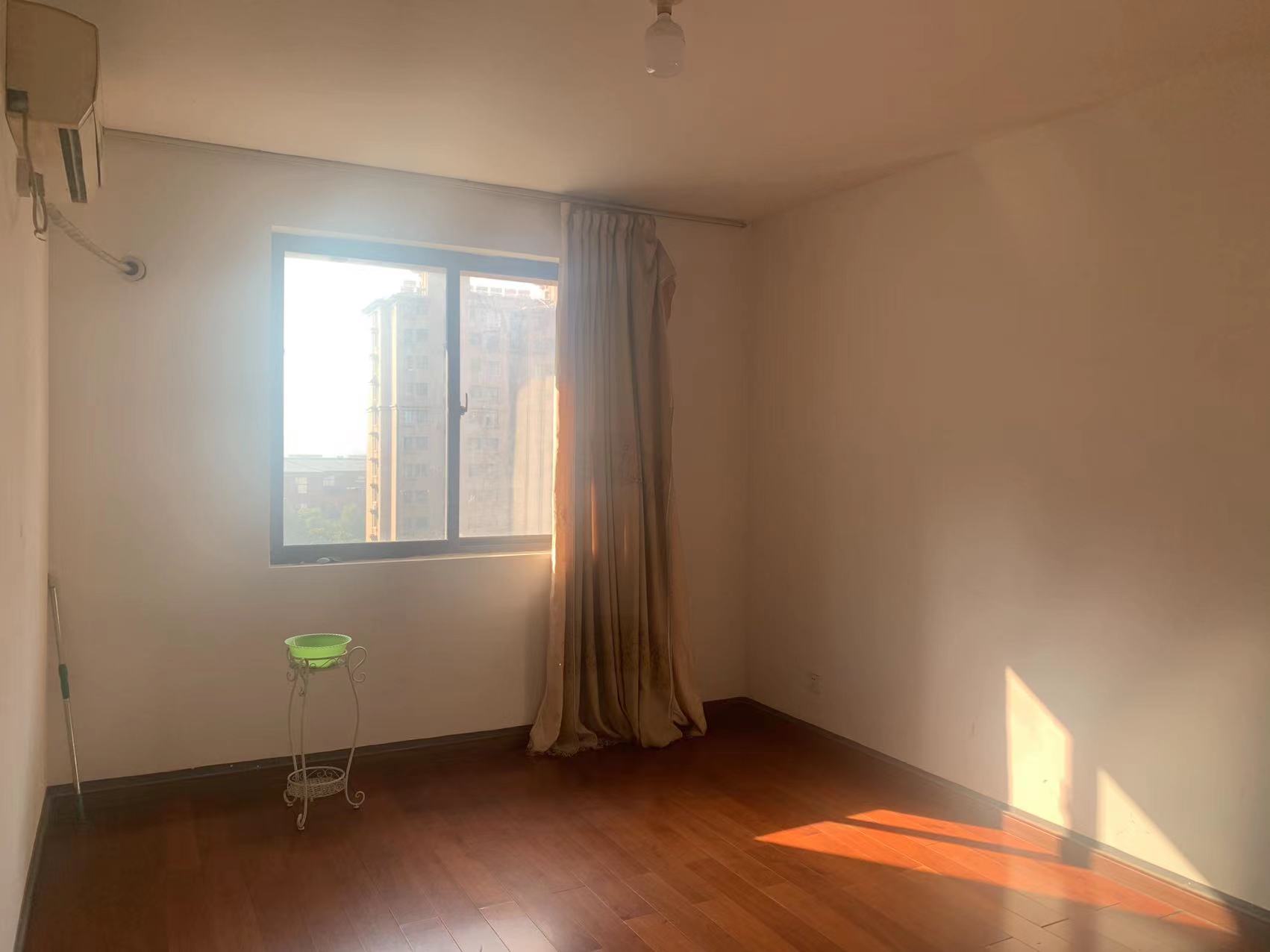 观河华府 2室2厅1卫 98m&sup2;