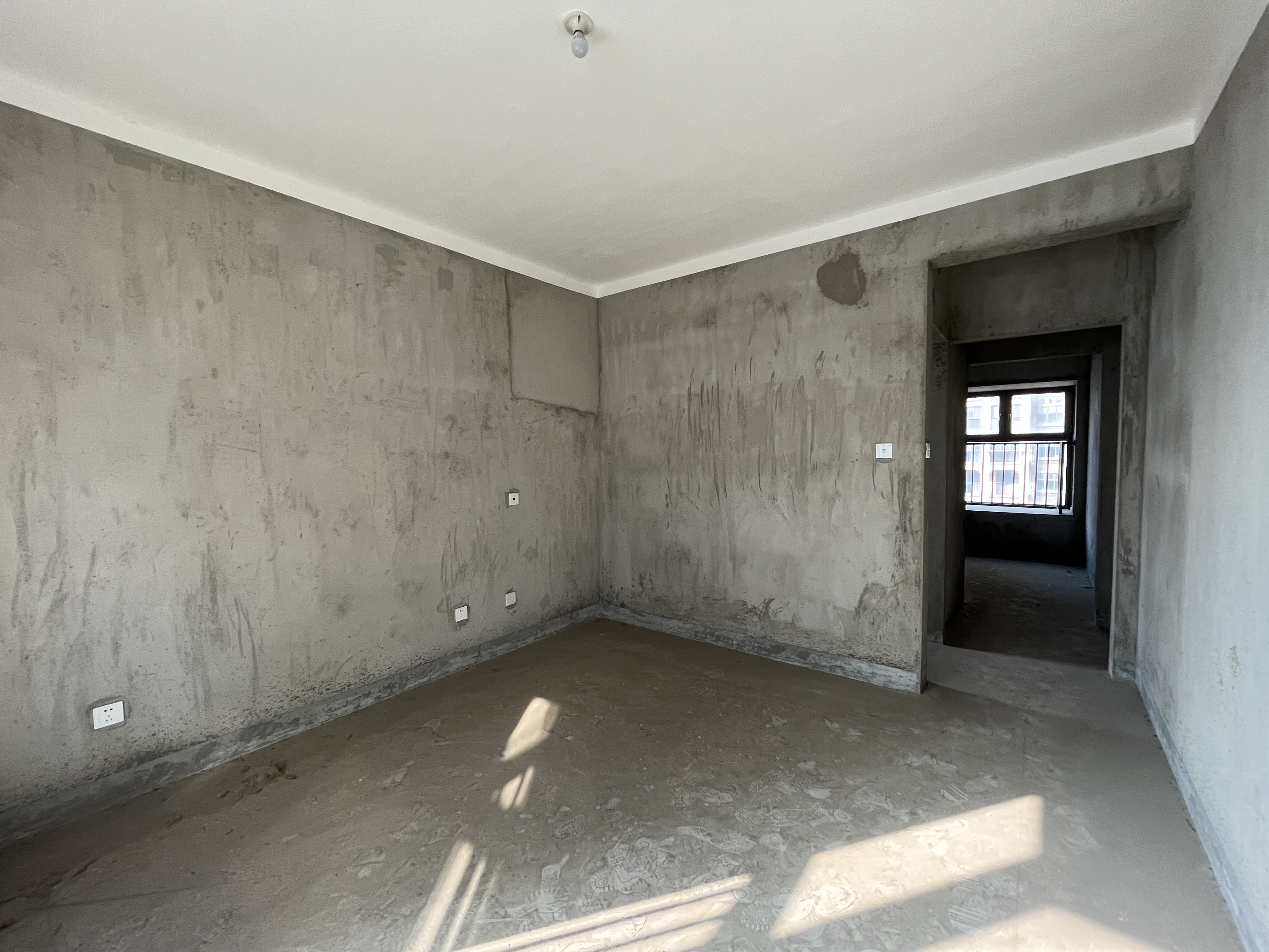 华强城 3室2厅2卫 128.3m&sup2;