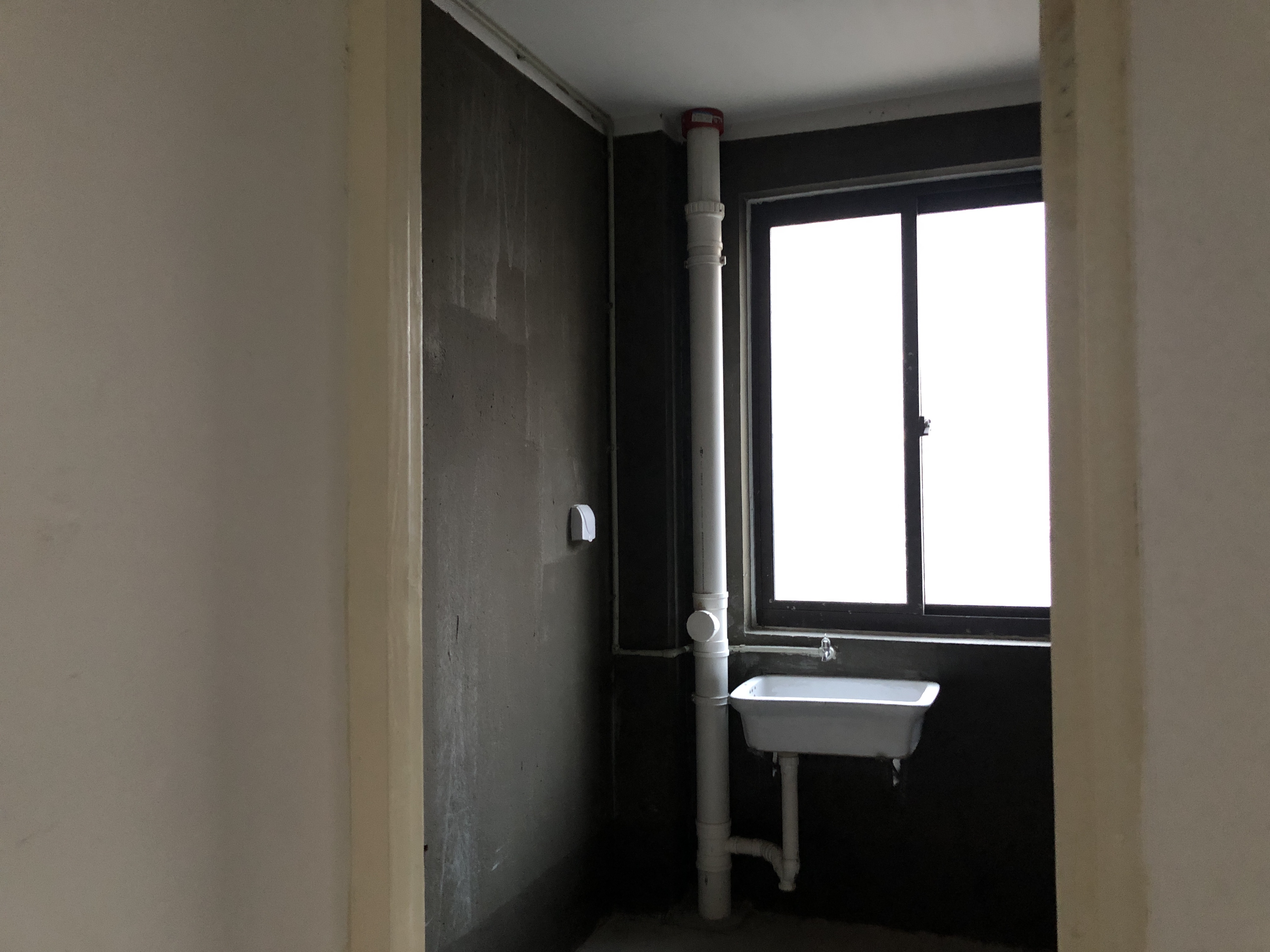 世伦佳苑 2室1厅1卫 82m&sup2;