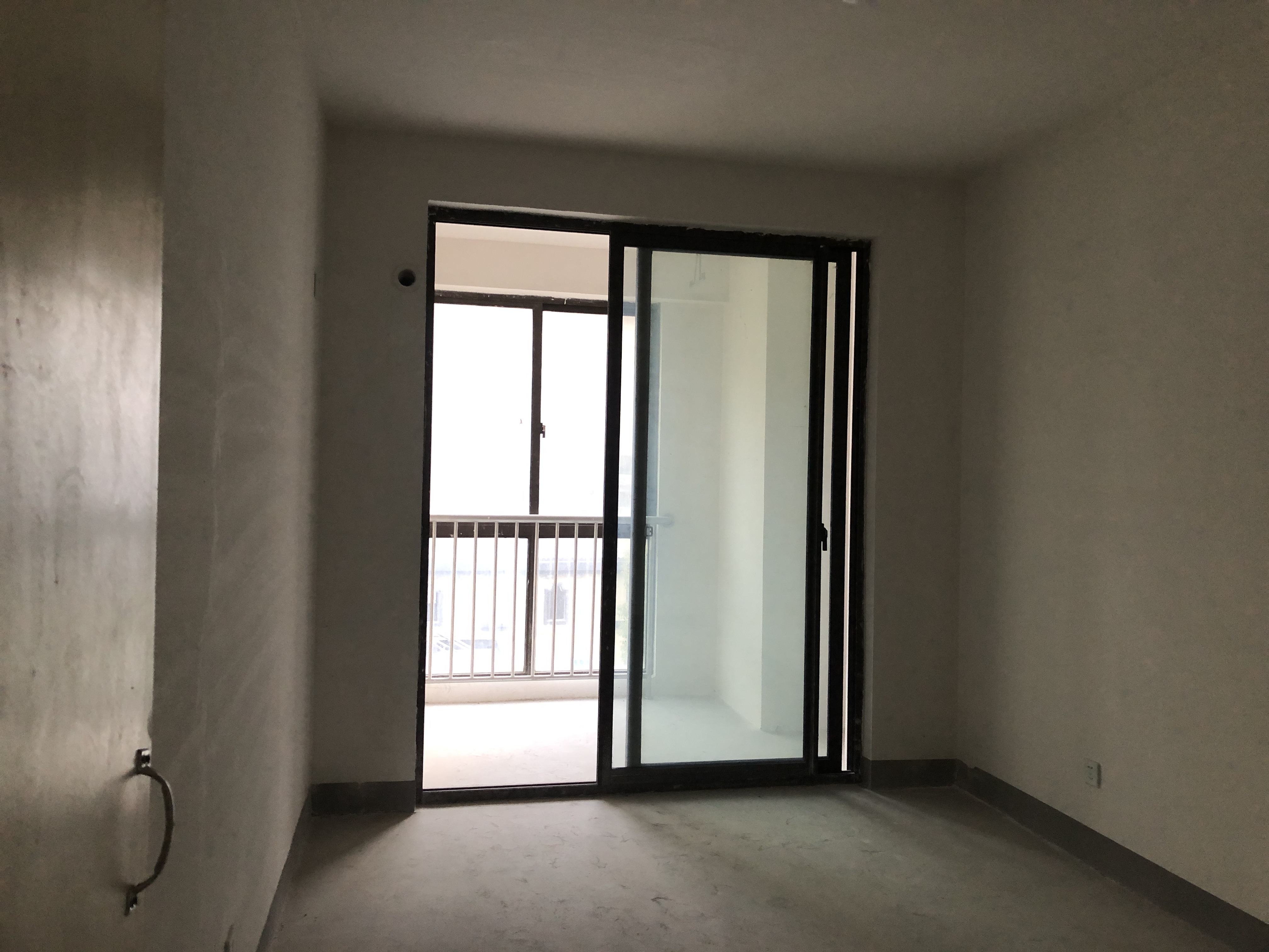 世伦佳苑 2室1厅1卫 82m&sup2;