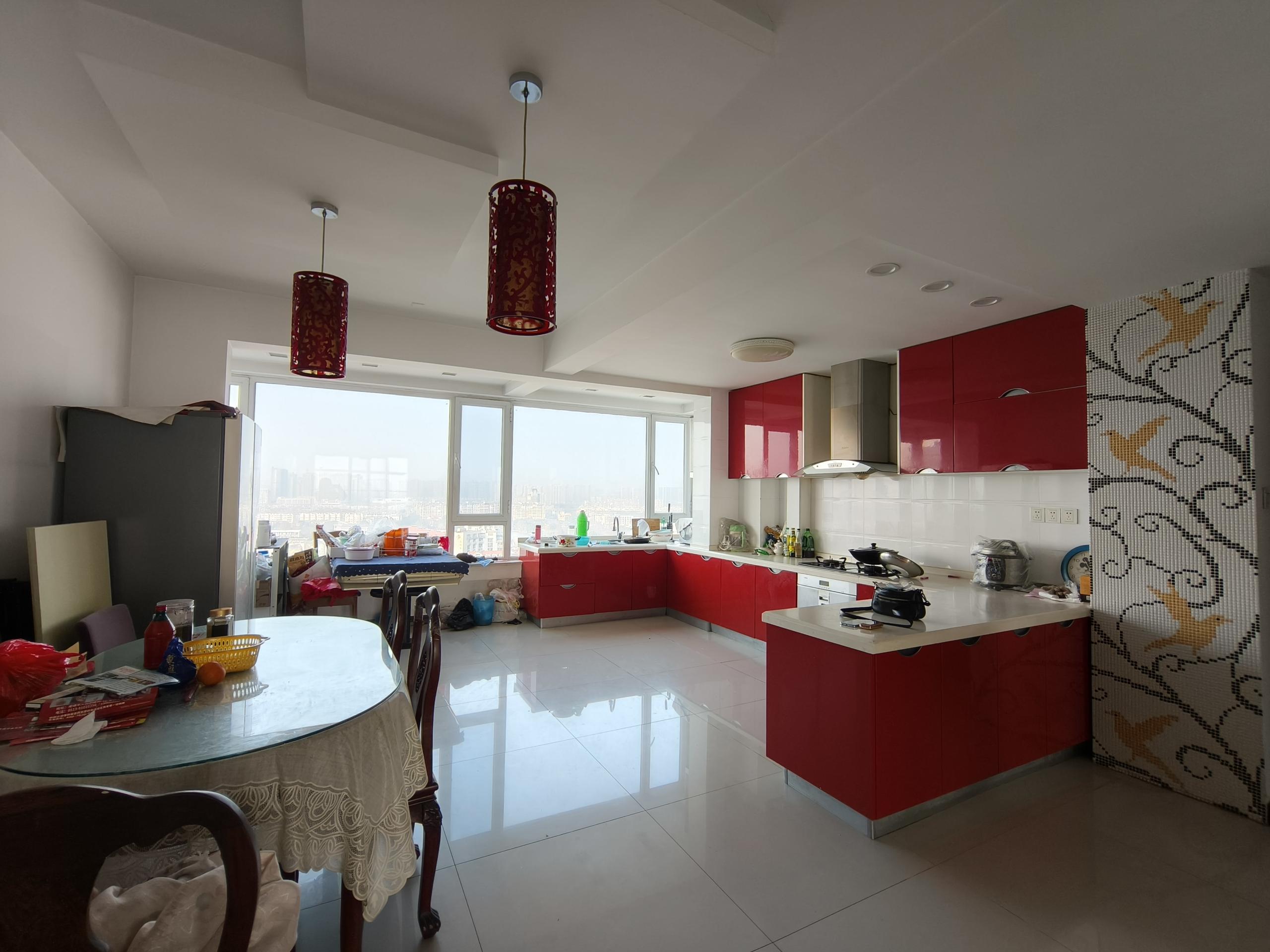 江海名苑南区 3室2厅2卫 156.00m&sup2;