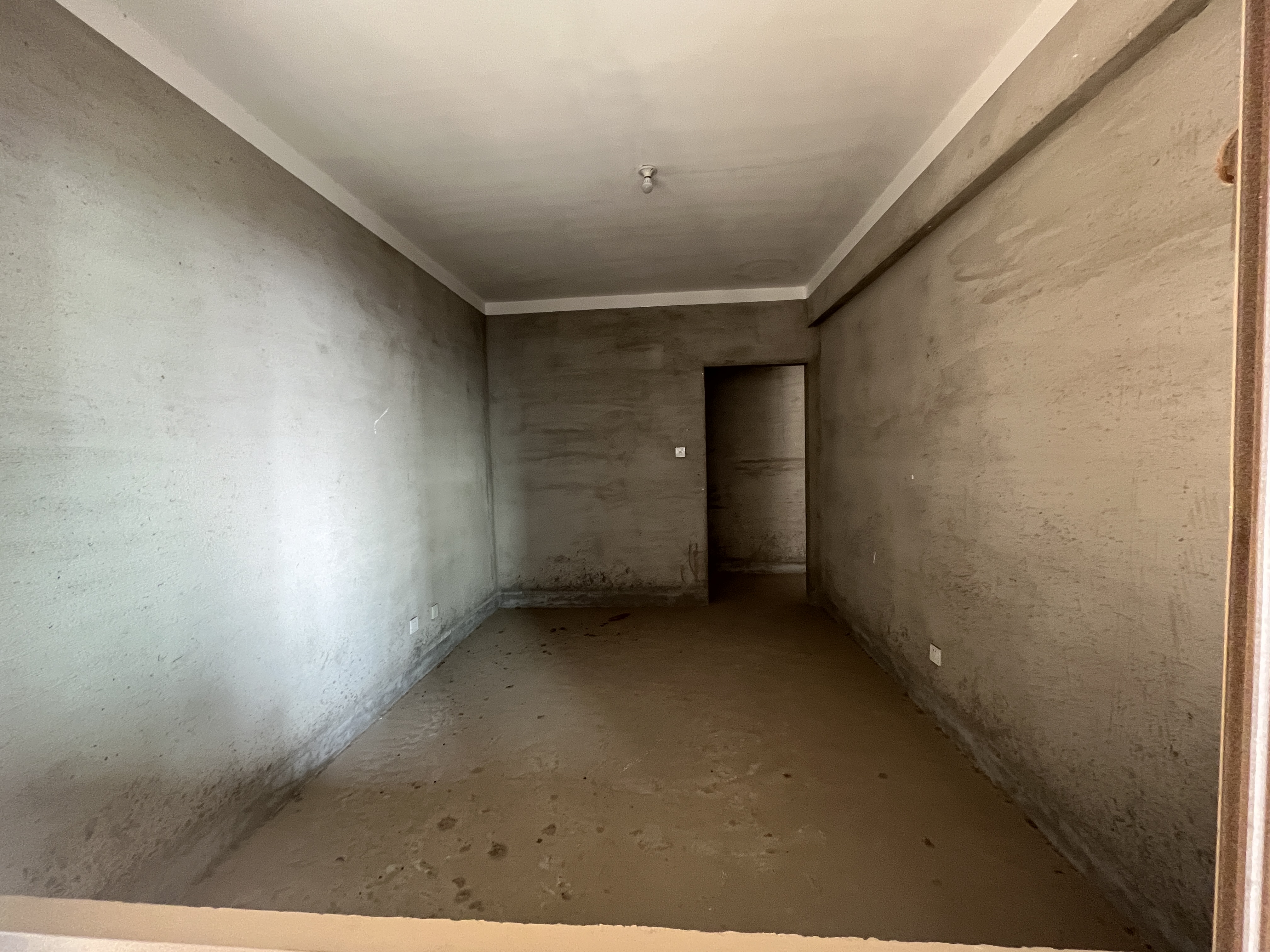 华强城 3室2厅2卫 128m&sup2;