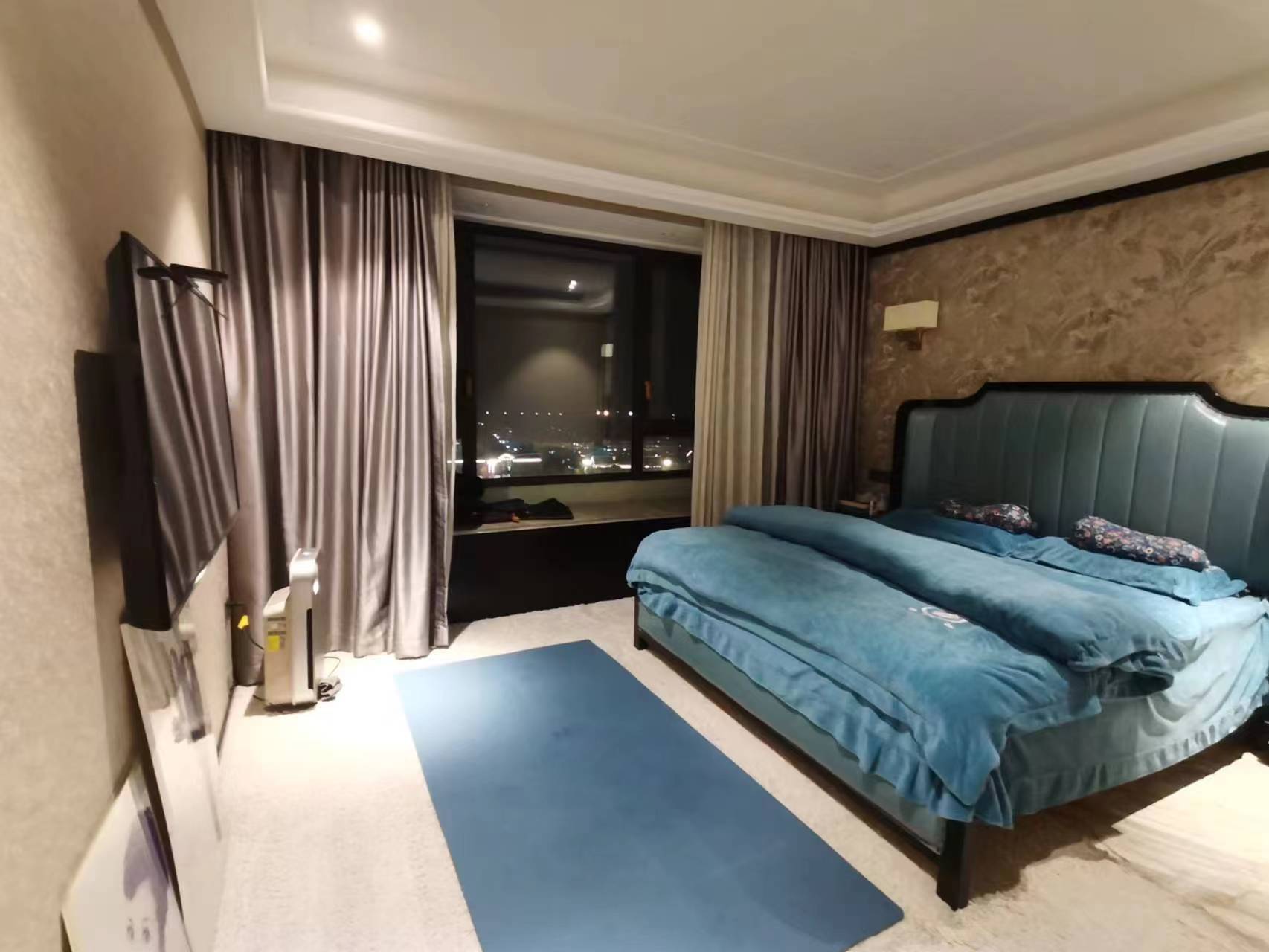 星光耀广场 5室2厅4卫 226.00m&sup2;
