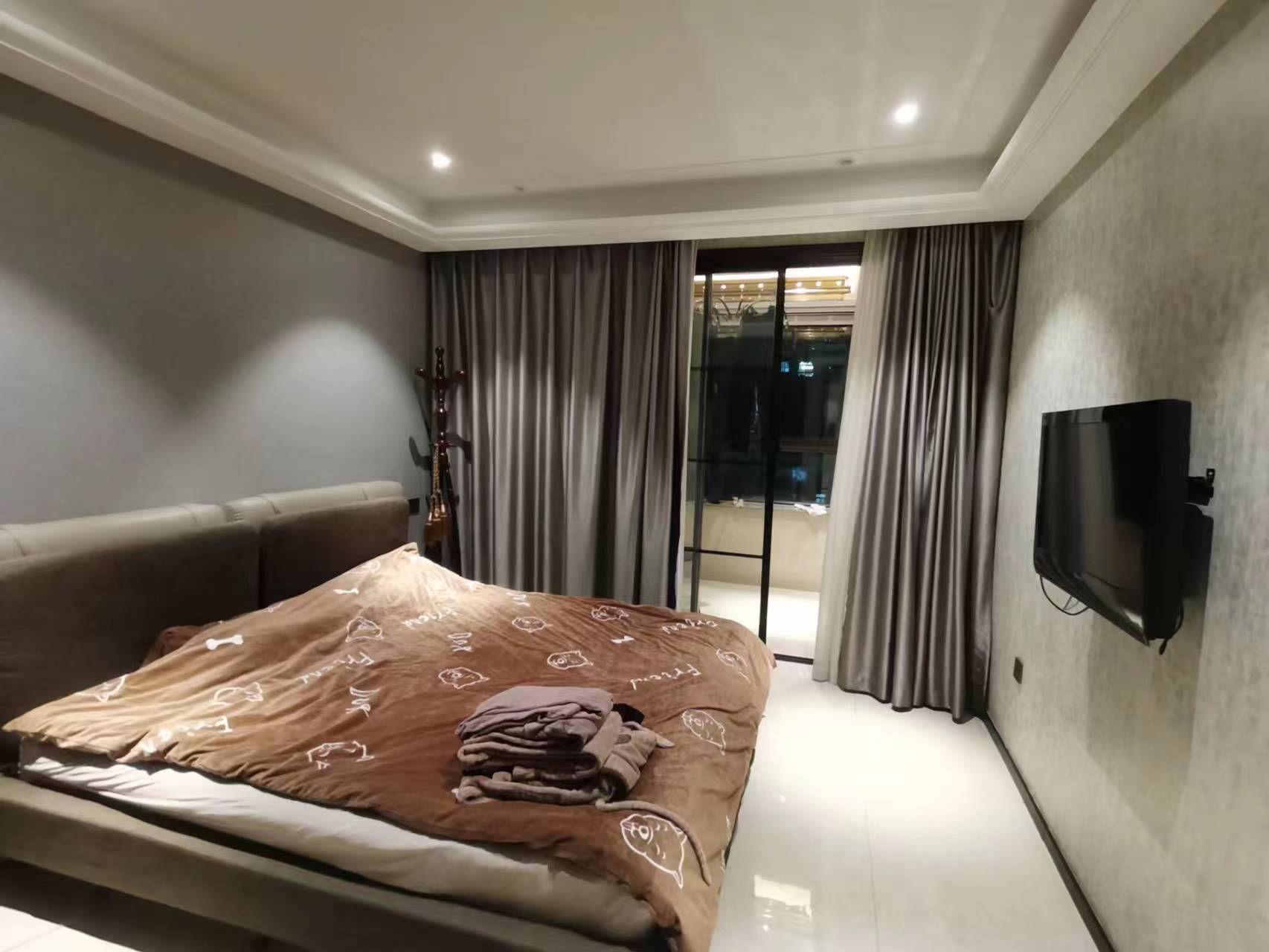 星光耀广场 5室2厅4卫 226.00m&sup2;