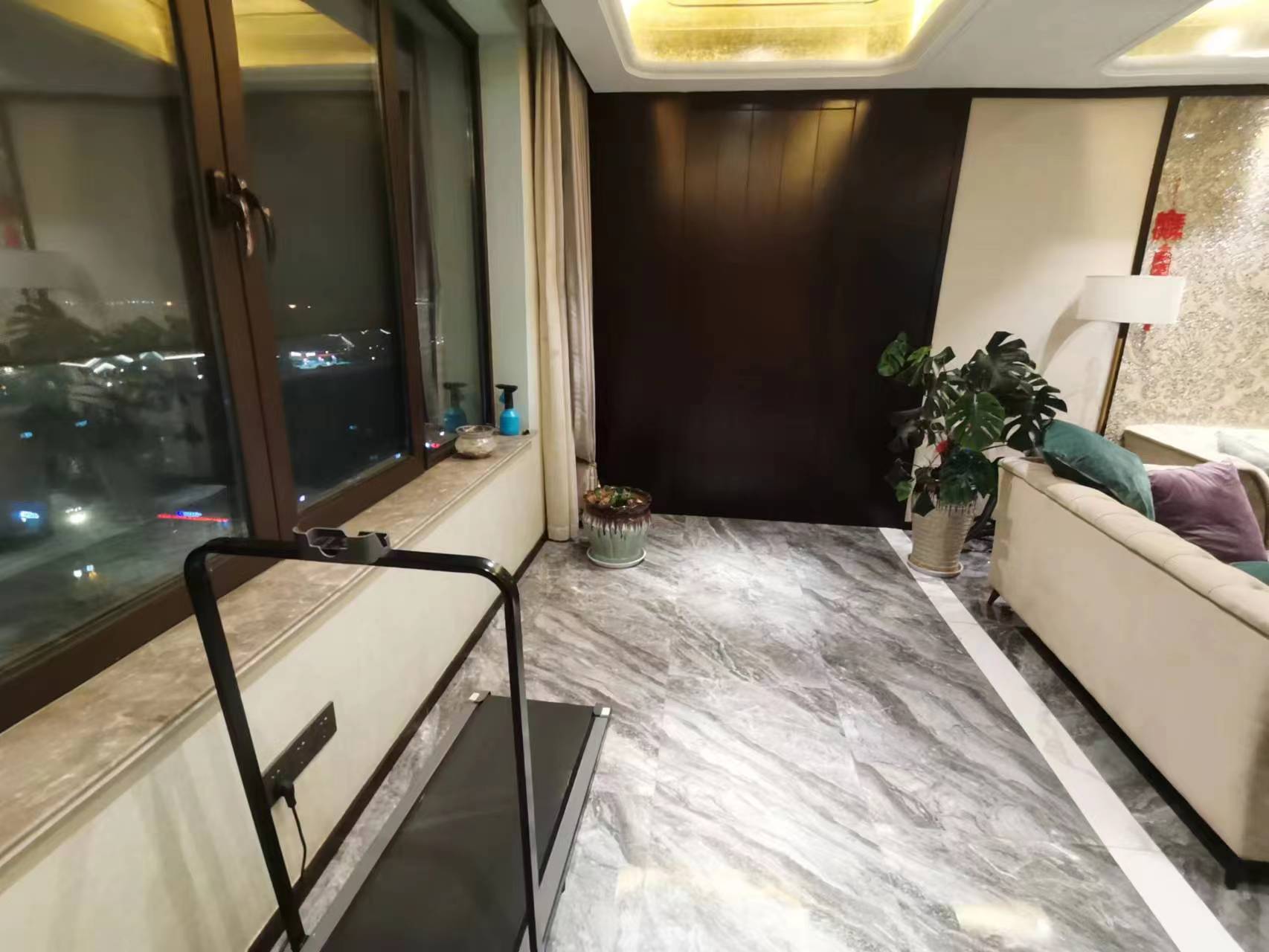星光耀广场 5室2厅4卫 226.00m&sup2;
