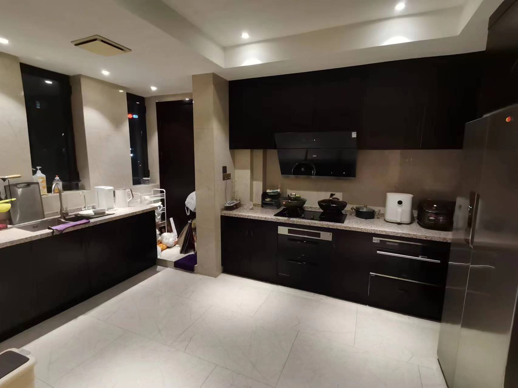 星光耀广场 5室2厅4卫 226.00m&sup2;
