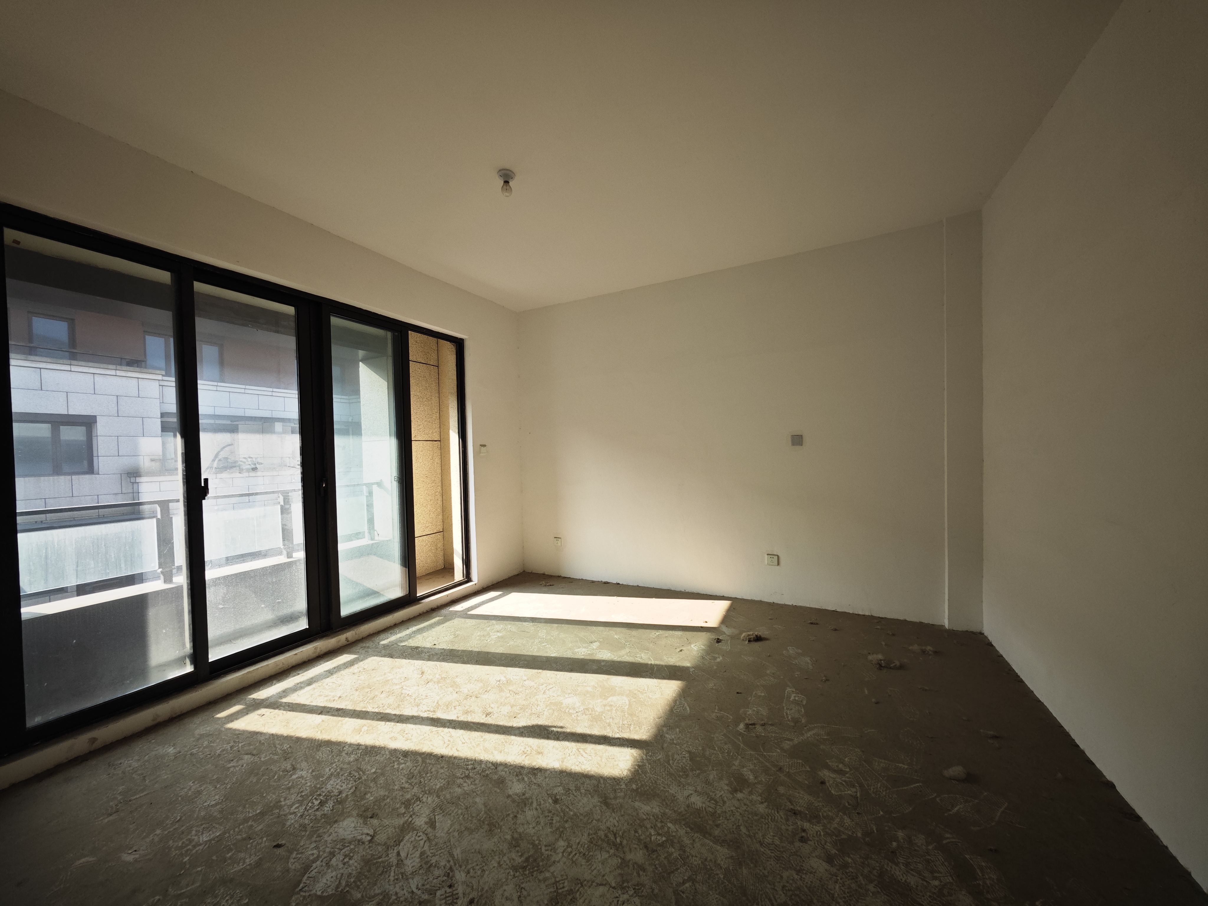 南通别业 5室2厅4卫 268.00m&sup2;