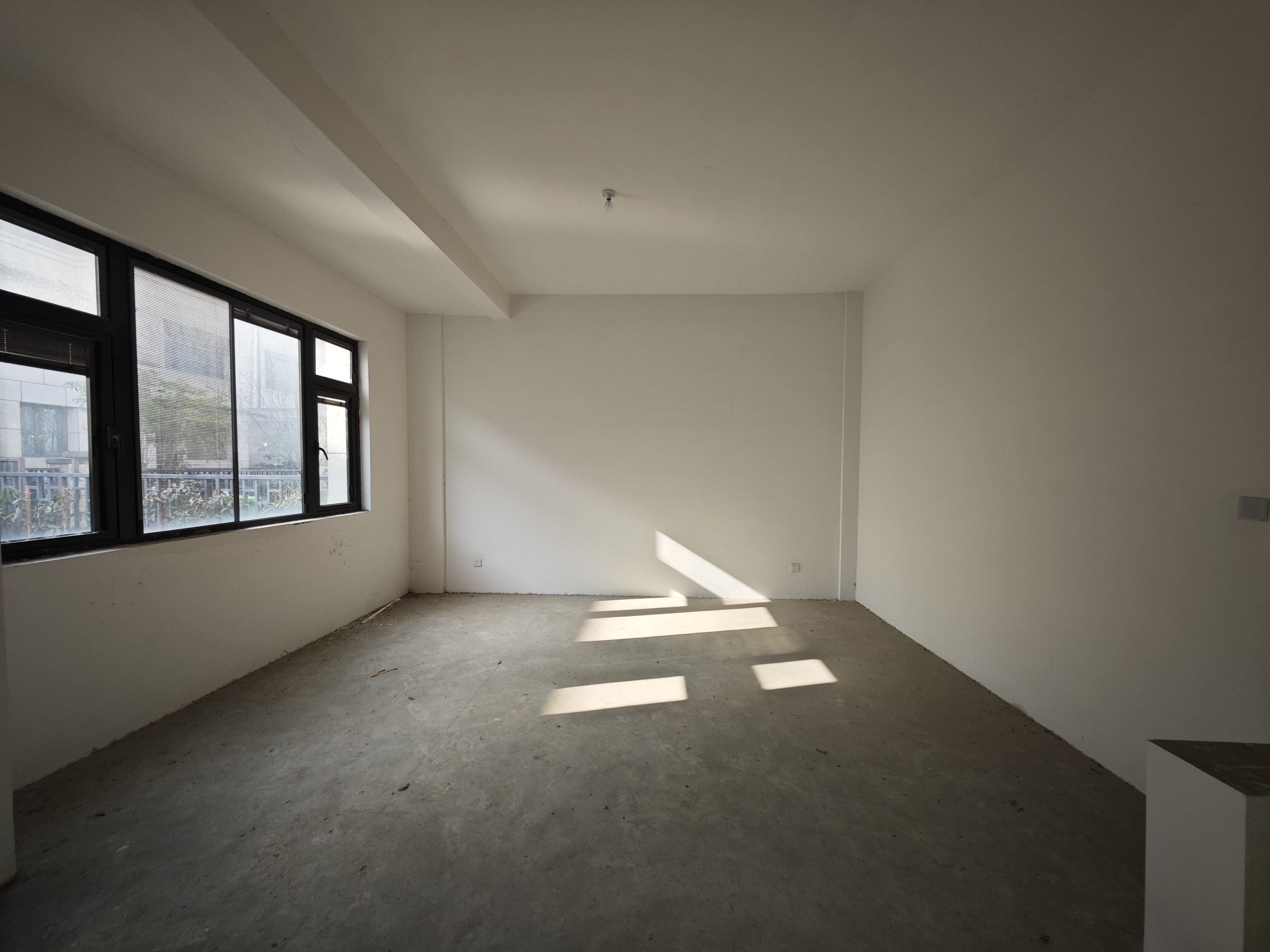 南通别业 5室2厅4卫 268.00m&sup2;