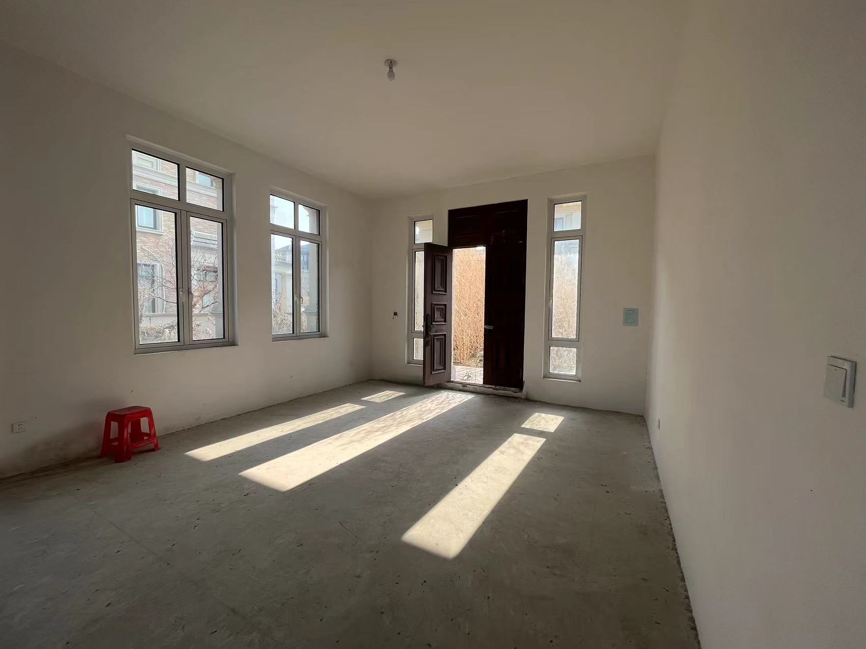 顺发御园 5室2厅4卫 333.57m&sup2;