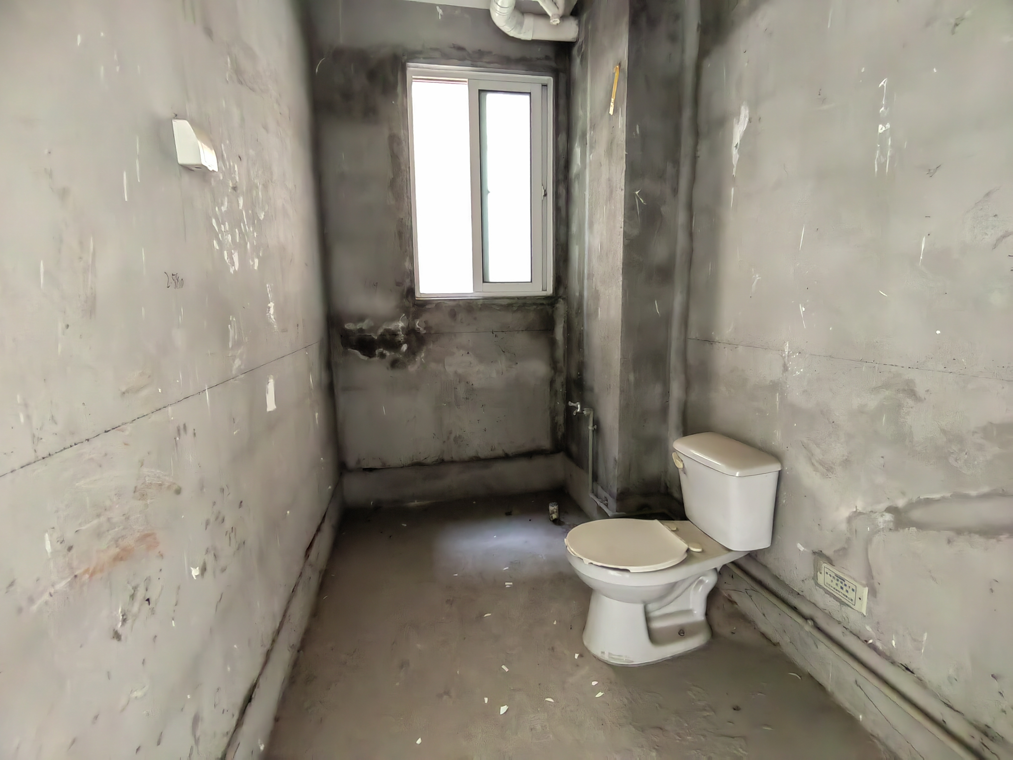 军山花园 3室2厅2卫 180m&sup2;