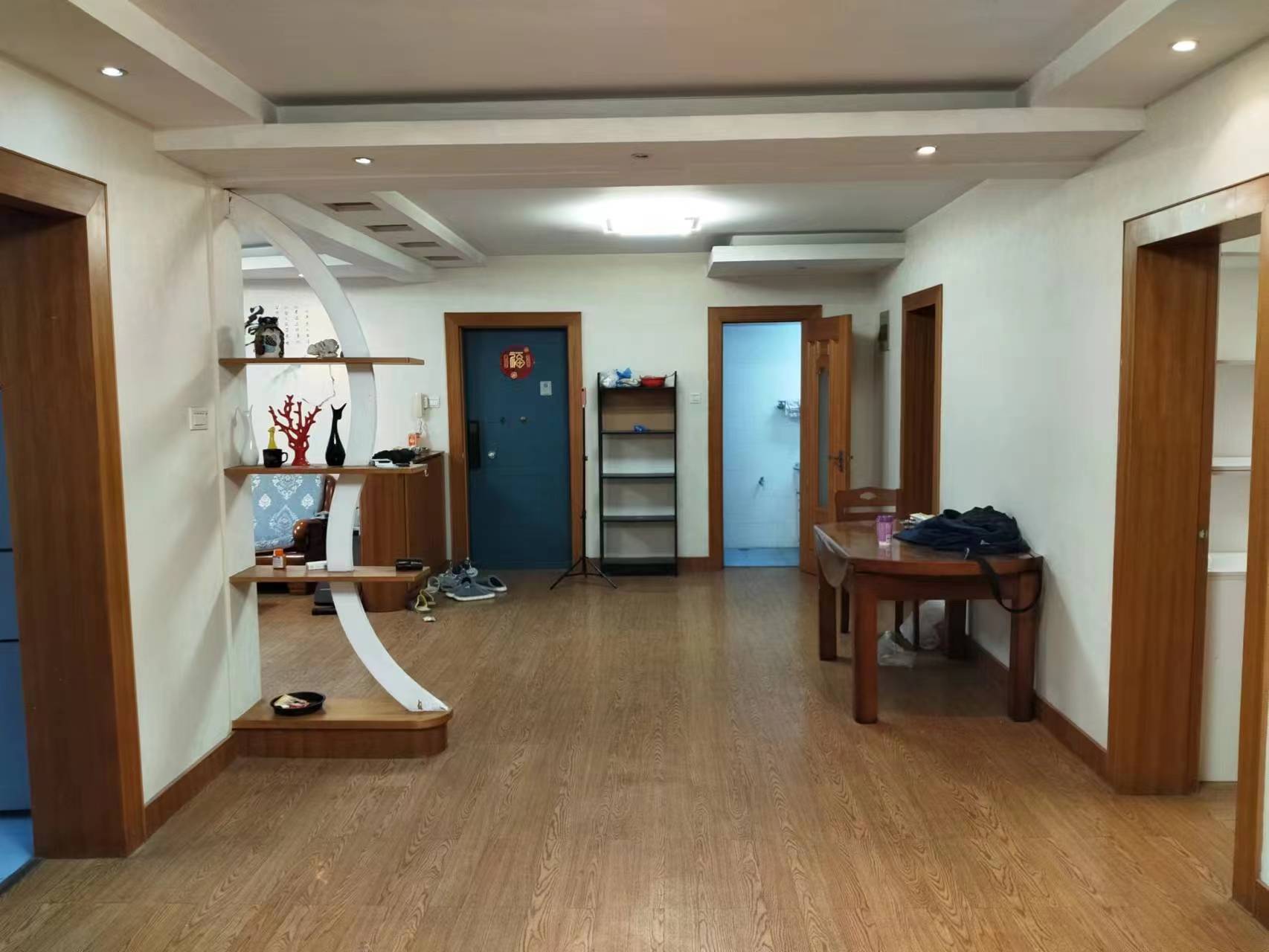 富丽花园 3室2厅2卫 137m²
