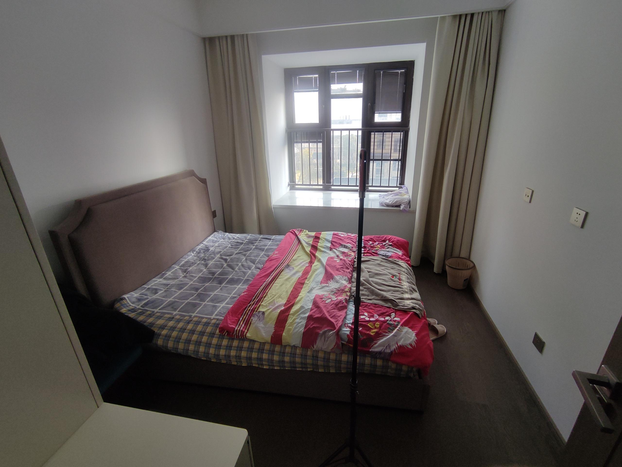 珑府 4室2厅2卫 143m&sup2;