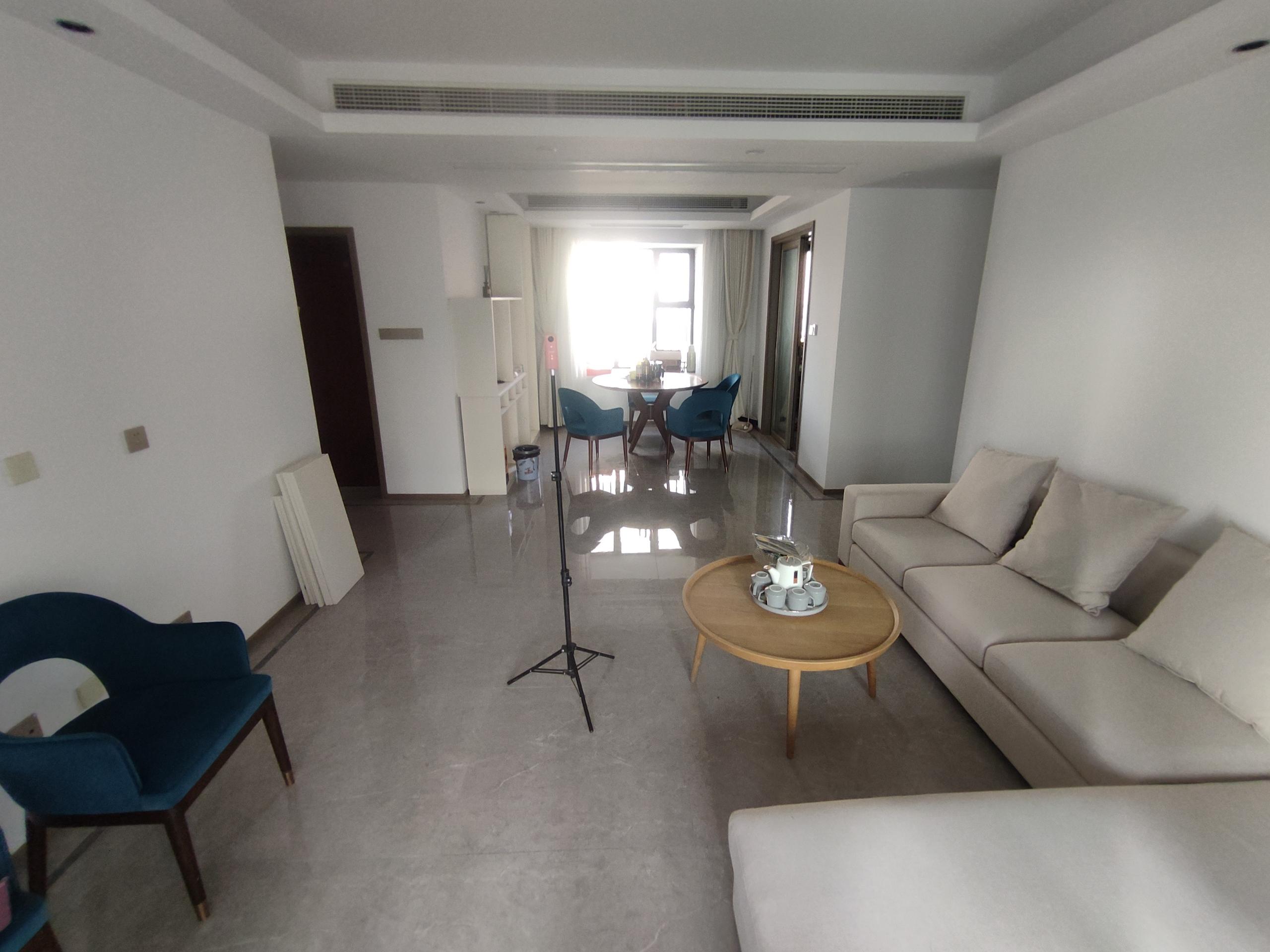 珑府 4室2厅2卫 143m&sup2;