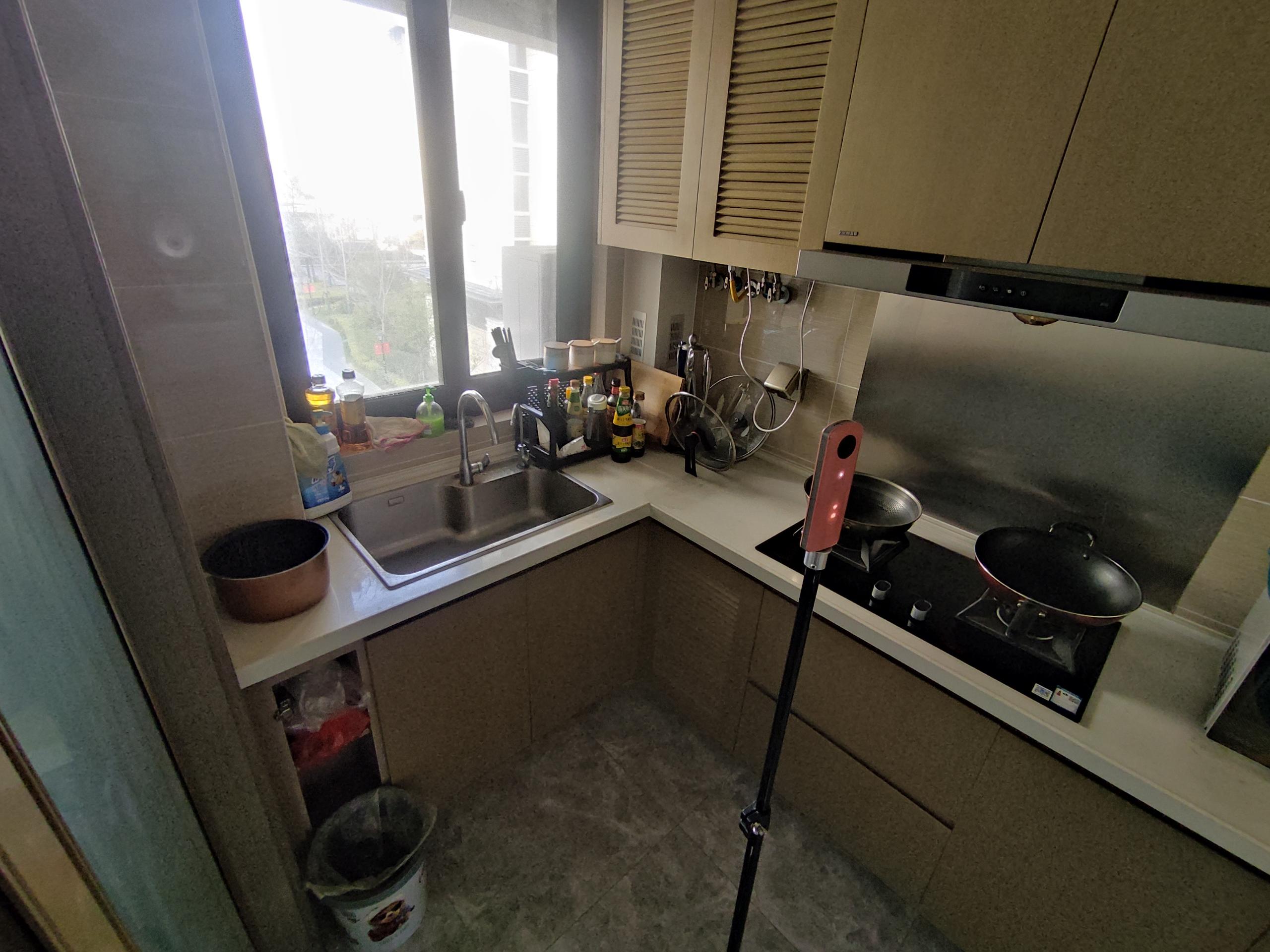 珑府 4室2厅2卫 143m&sup2;