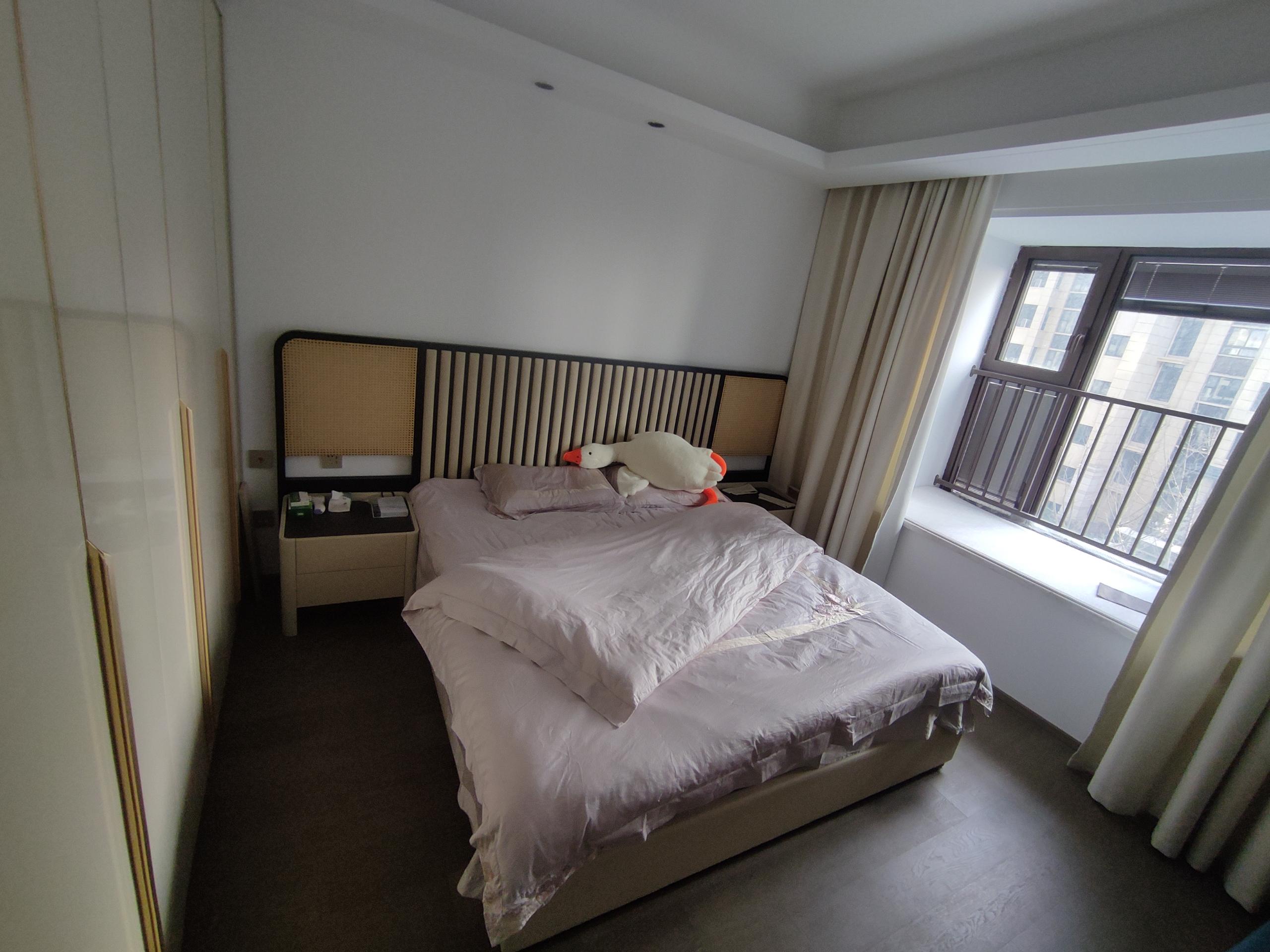 珑府 4室2厅2卫 143m&sup2;
