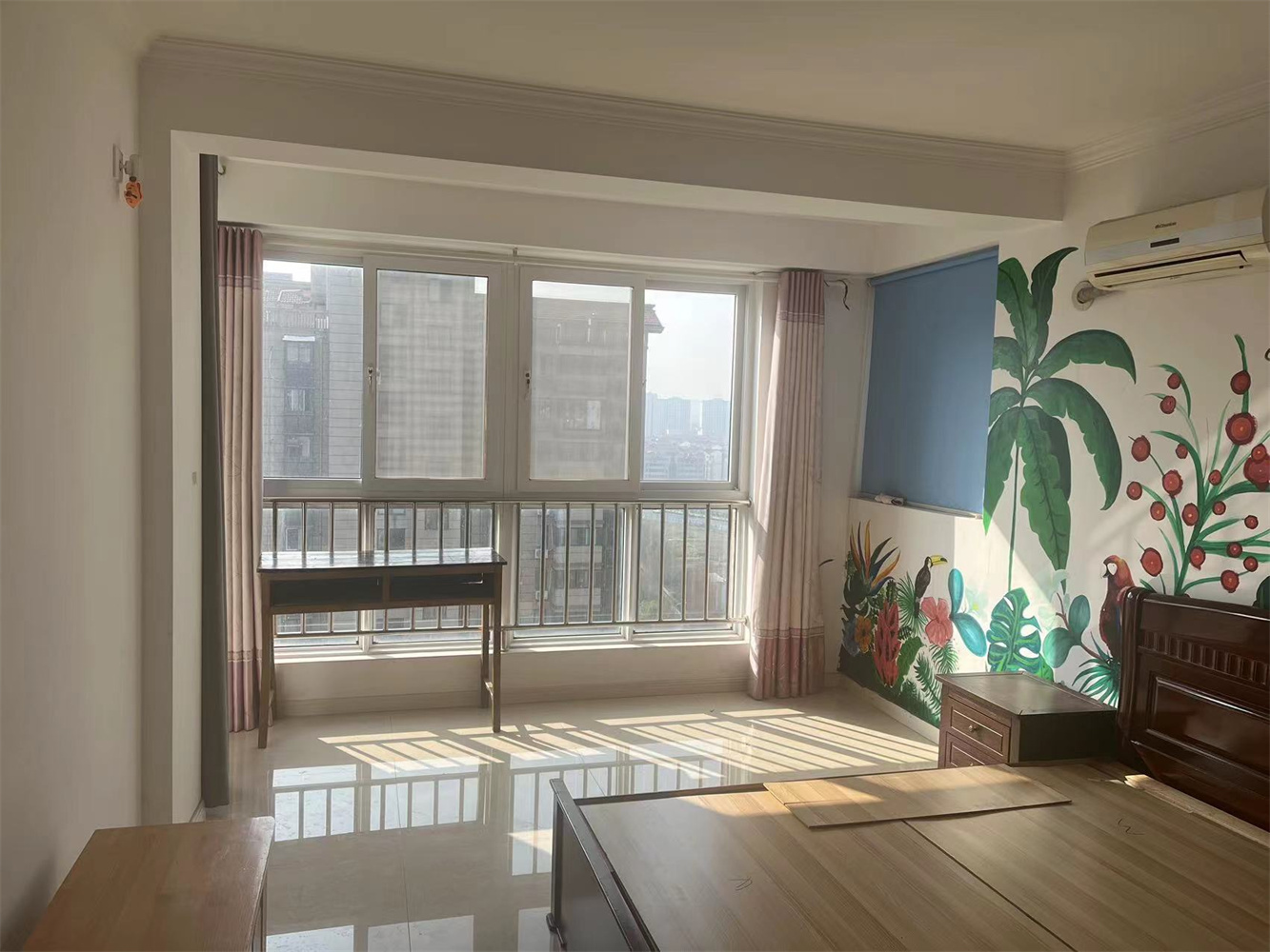 三里墩花苑 3室2厅2卫 96m&sup2;