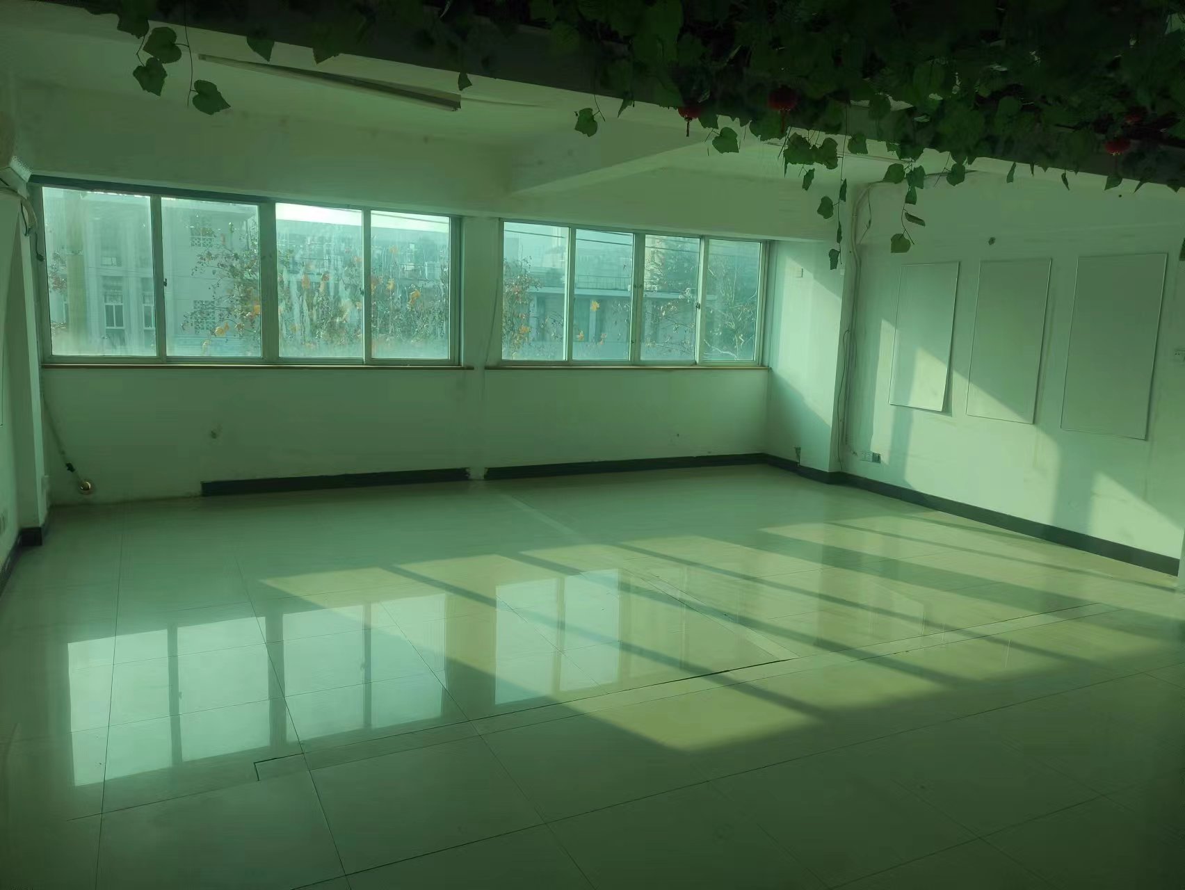 小石桥花苑 3室2厅2卫 122.00m&sup2;