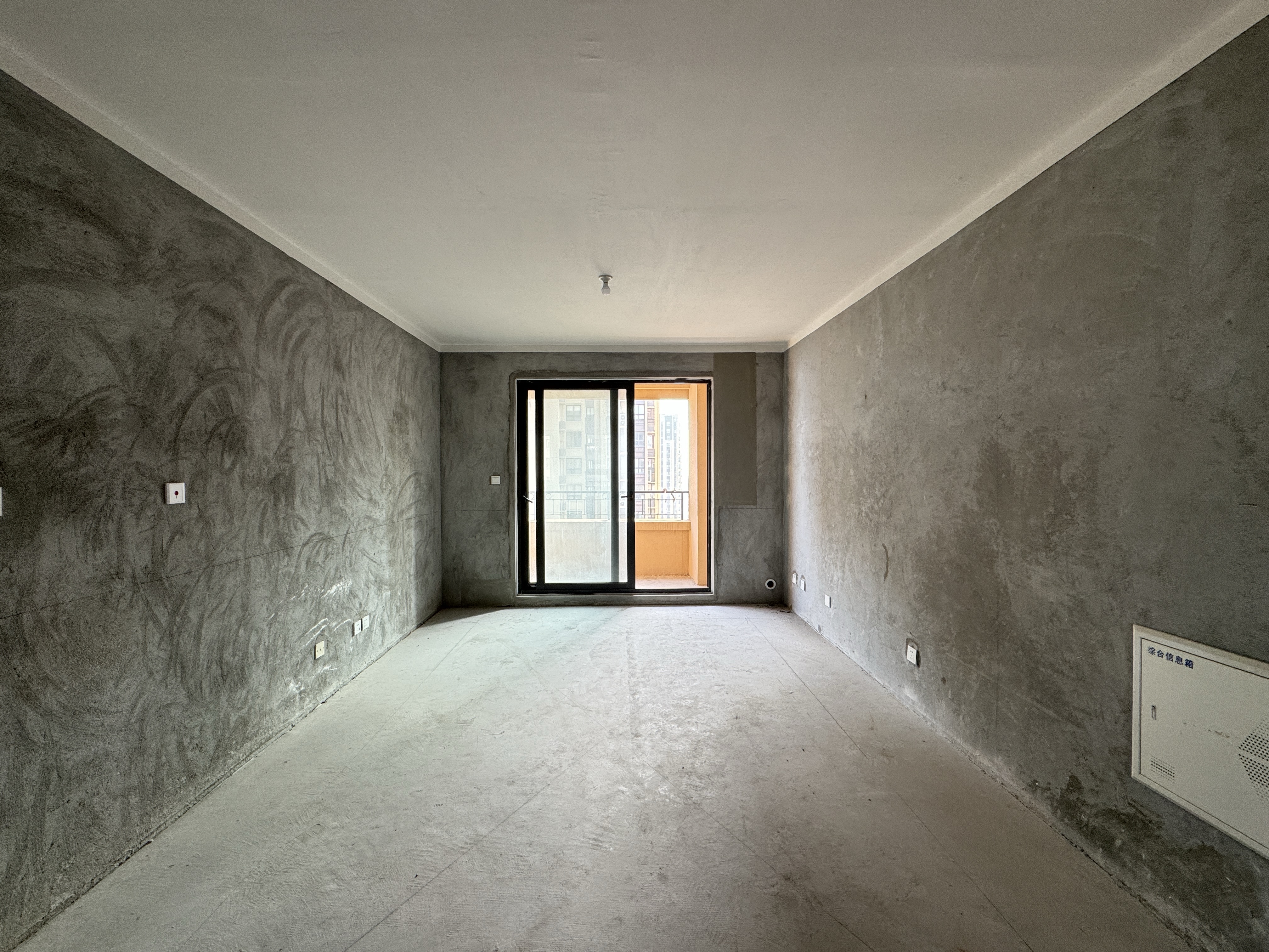 保利香槟国际 3室2厅2卫 123m&sup2;