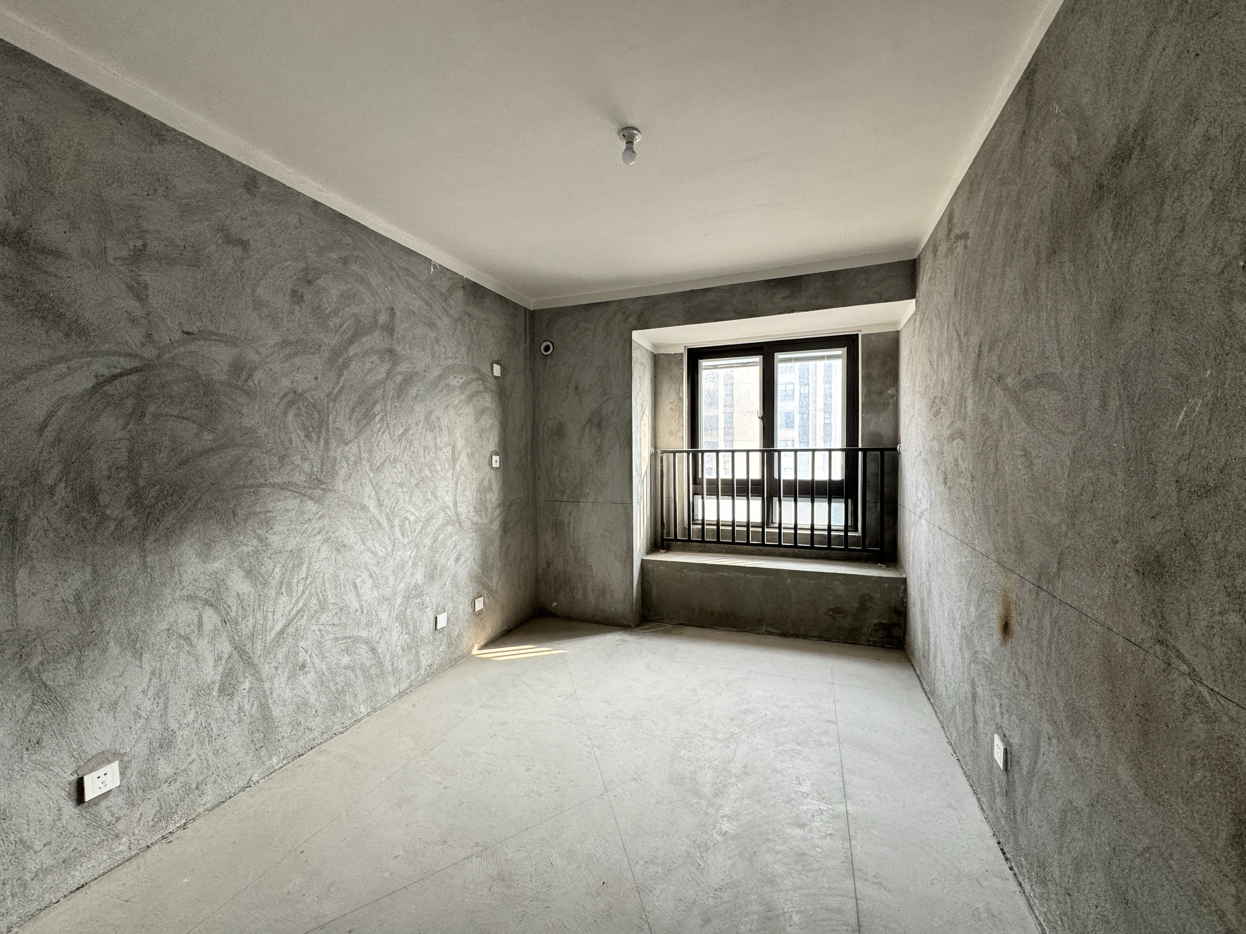 保利香槟国际 3室2厅2卫 123m&sup2;