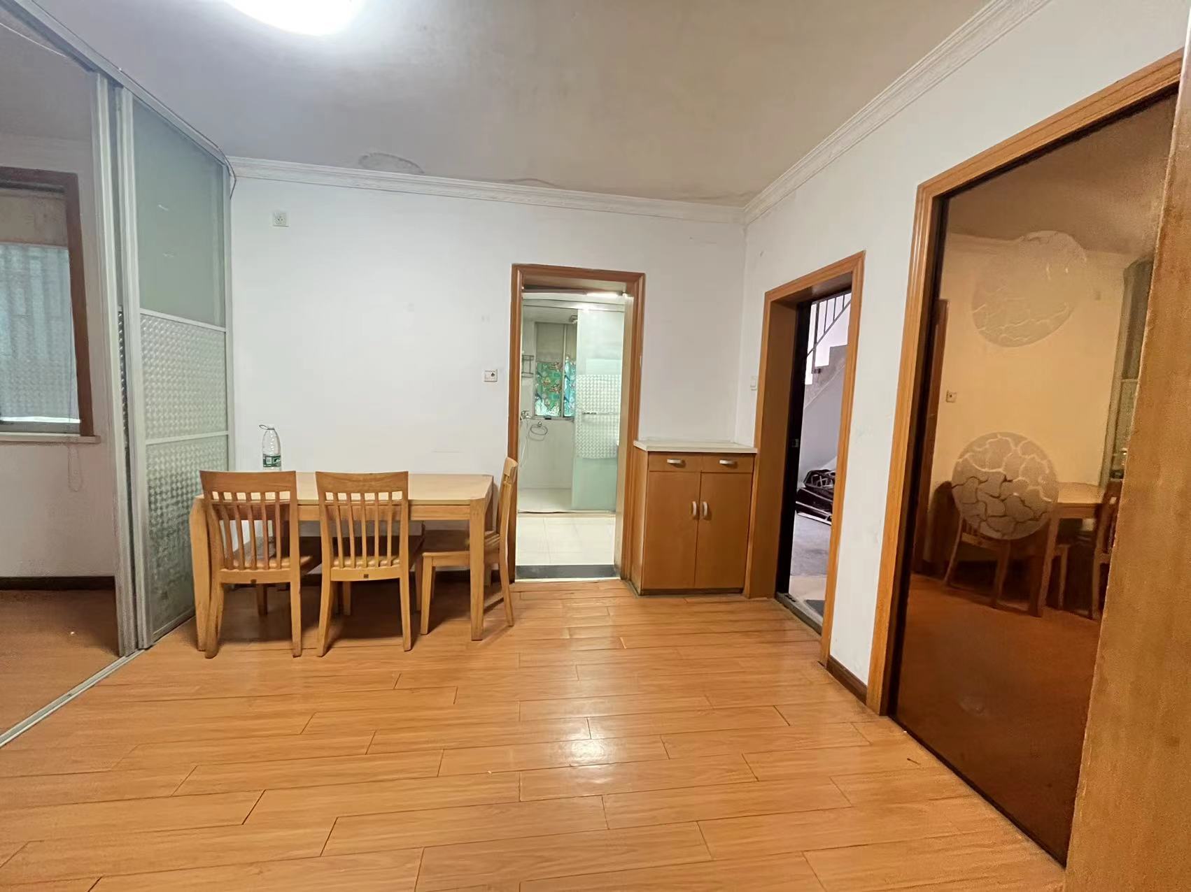 恒成楼 3室2厅1卫 118m&sup2;