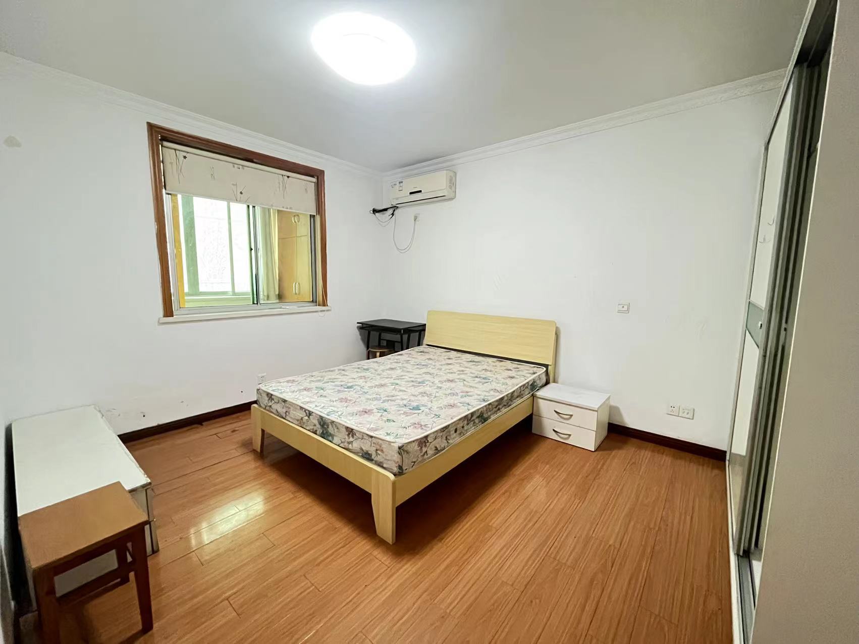 恒成楼 3室2厅1卫 118m&sup2;