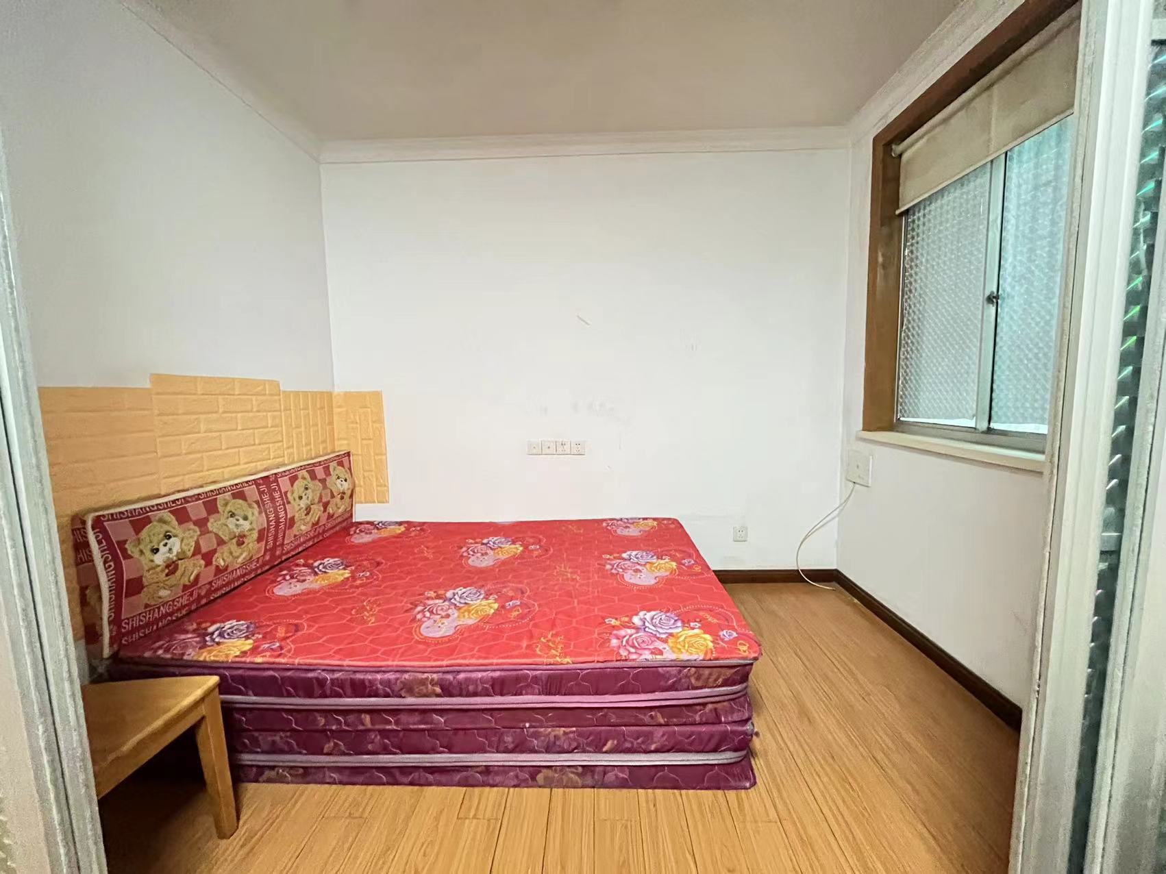 恒成楼 3室2厅1卫 118m&sup2;