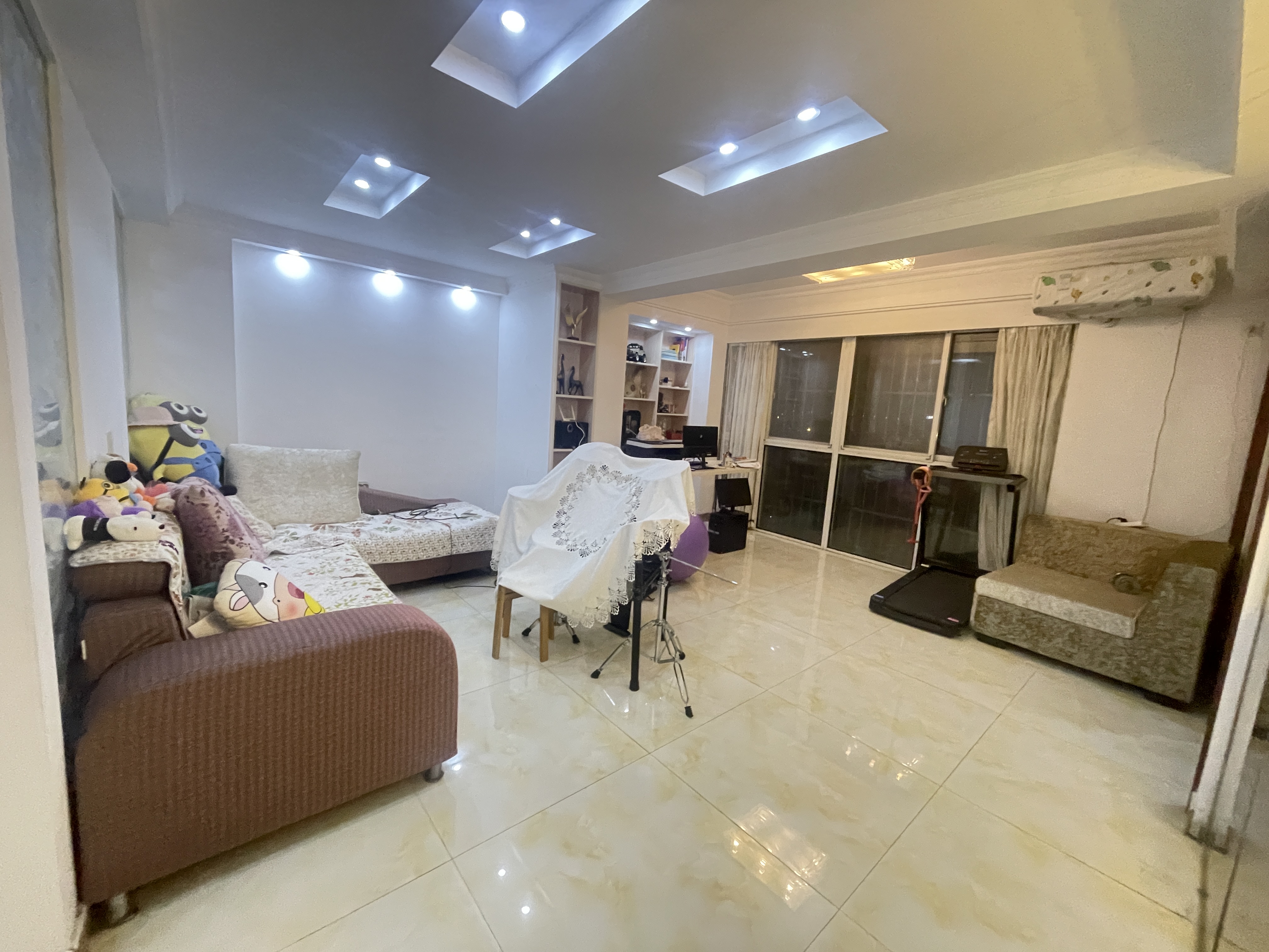 未来锦城 4室2厅2卫 175m²
