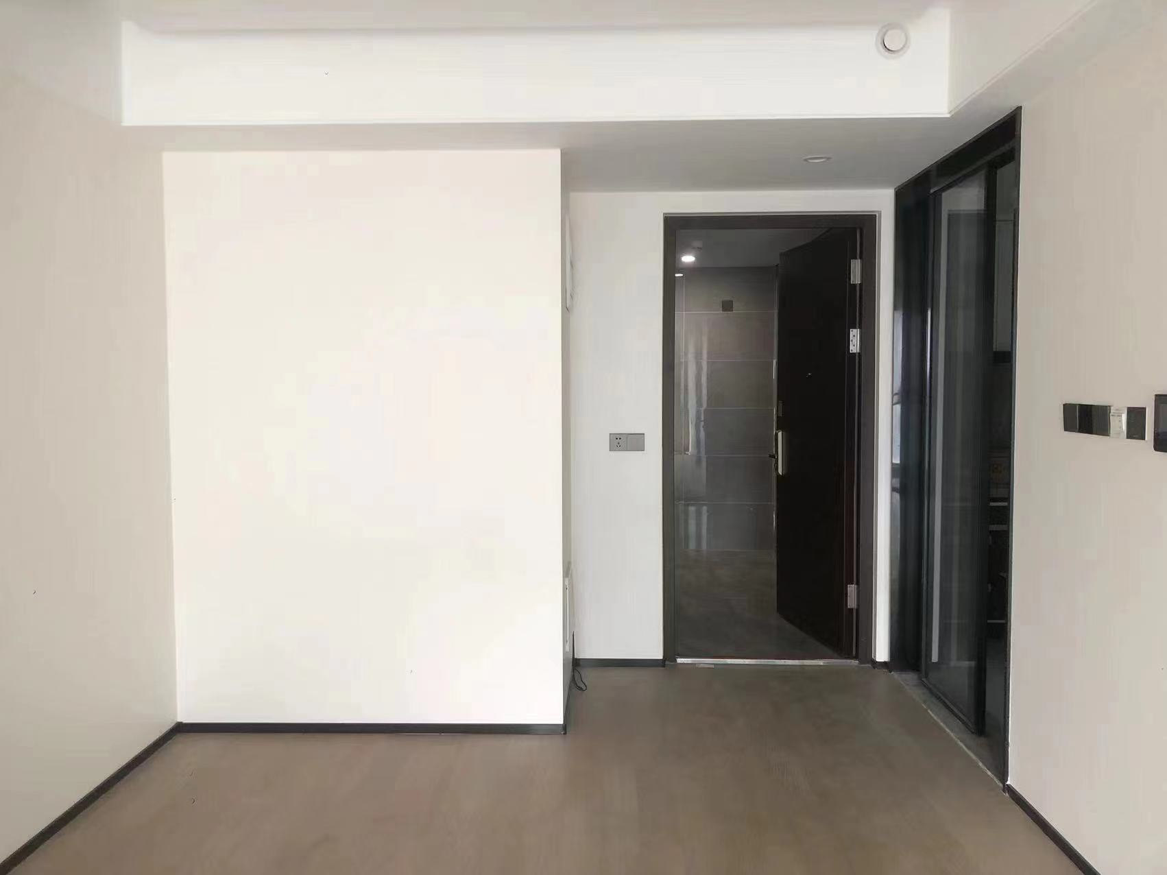 万科翡翠公园 3室2厅1卫 91m&sup2;