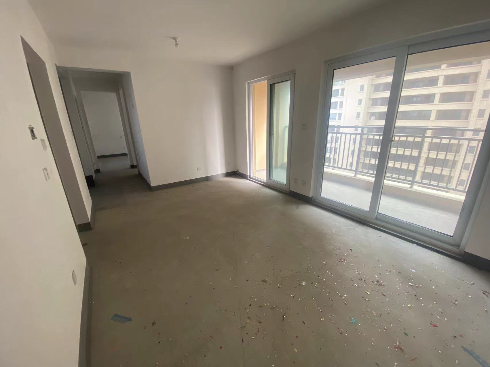世茂九龙庭 3室2厅1卫 90.00m²