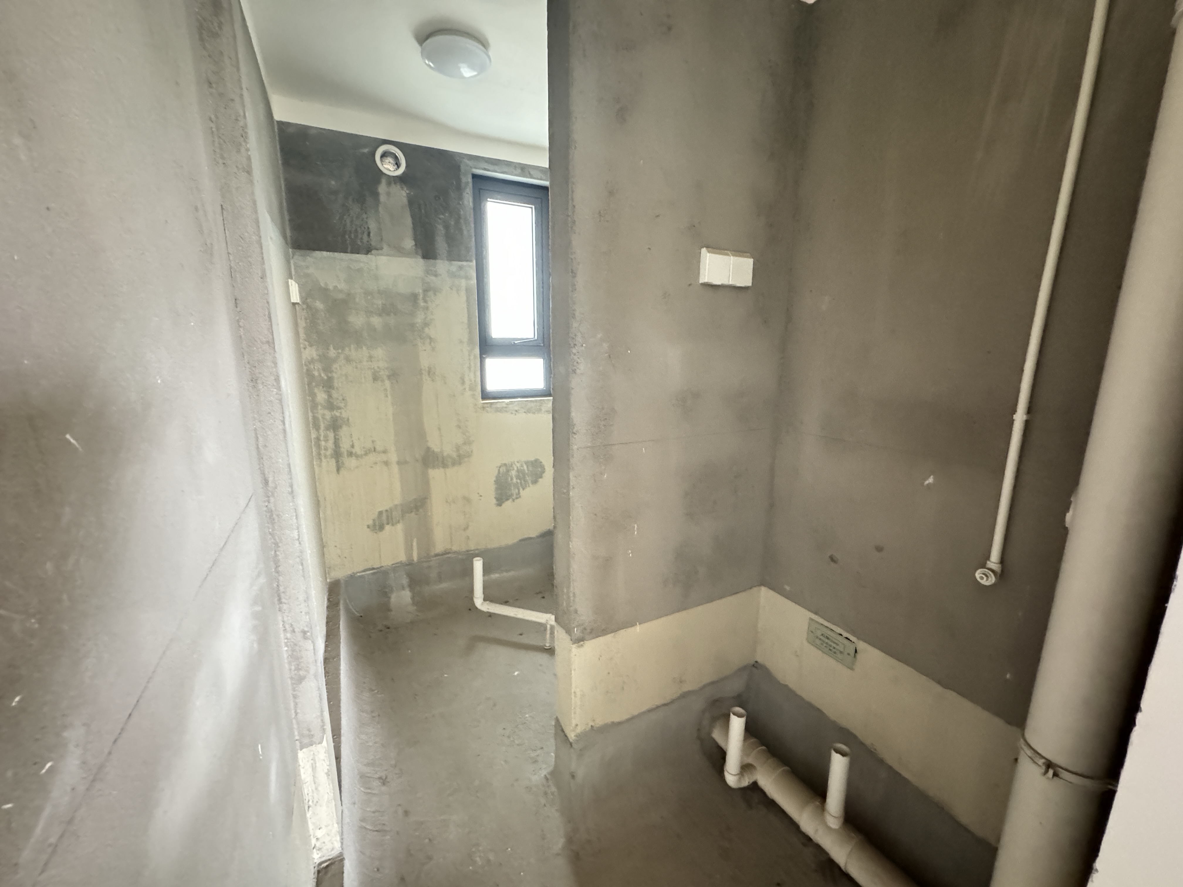 万达华府 4室2厅2卫 141m&sup2;