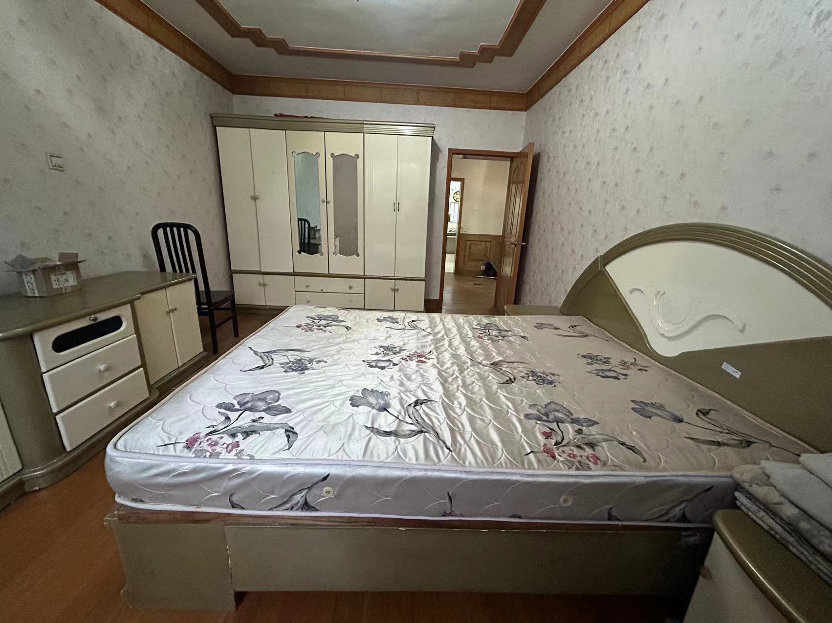 将军一园 2室1厅1卫 67m&sup2;