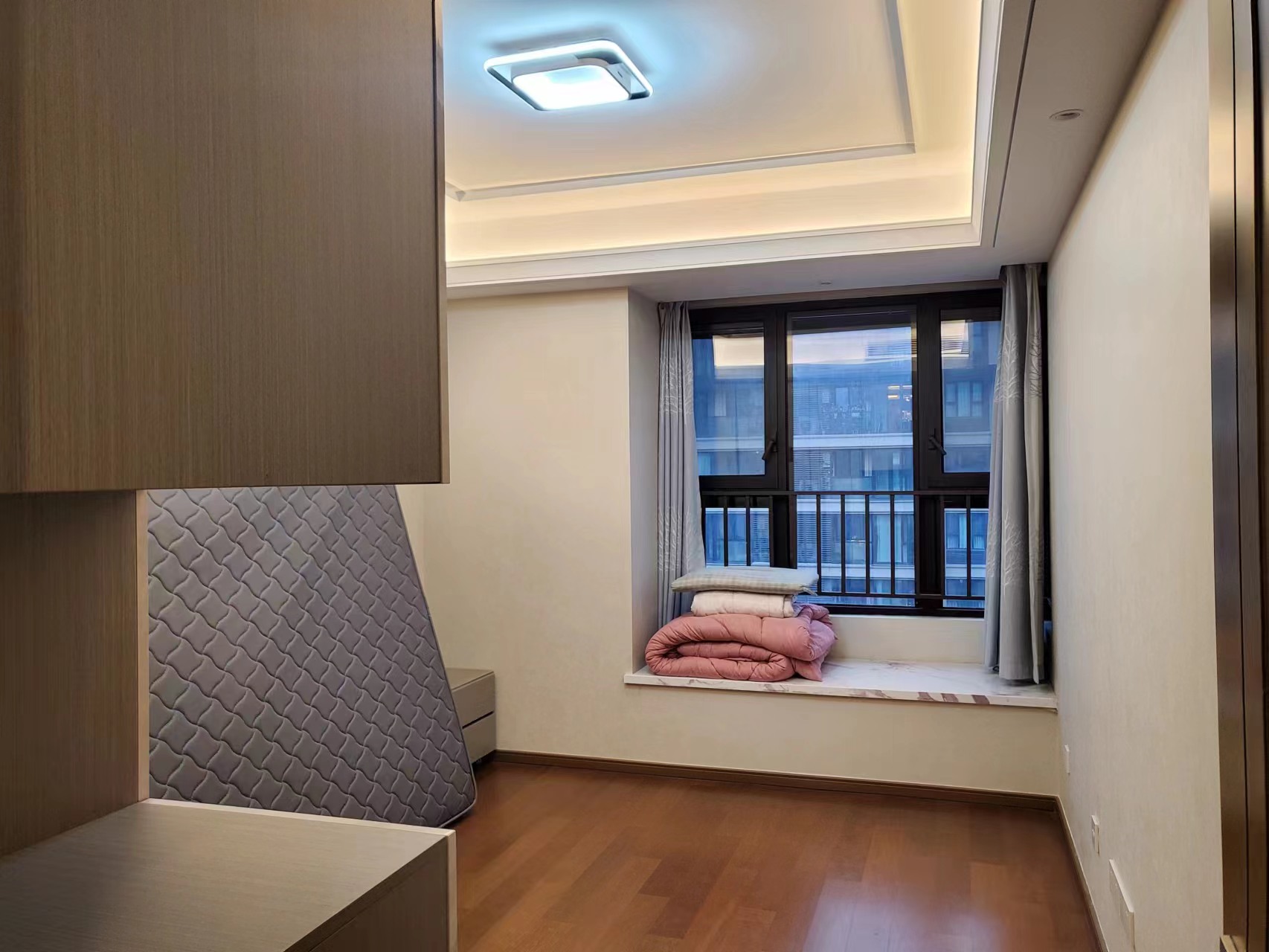 绿城沁园 3室2厅1卫 95m&sup2;