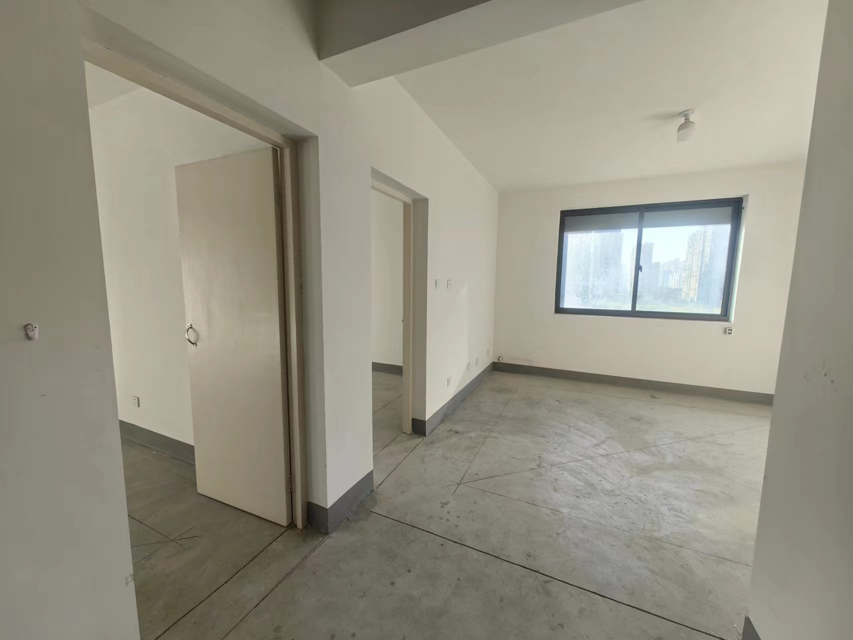 兴石花园 2室1厅1卫 83m&sup2;