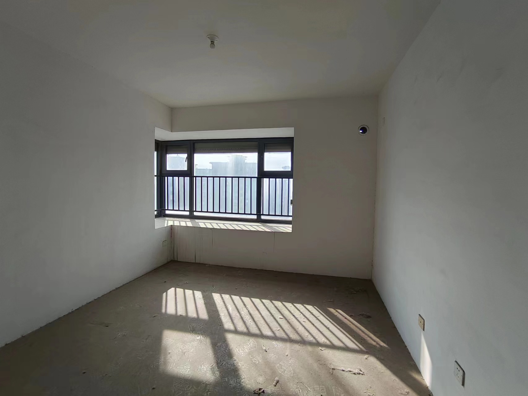 万达华府 3室2厅2卫 120m&sup2;