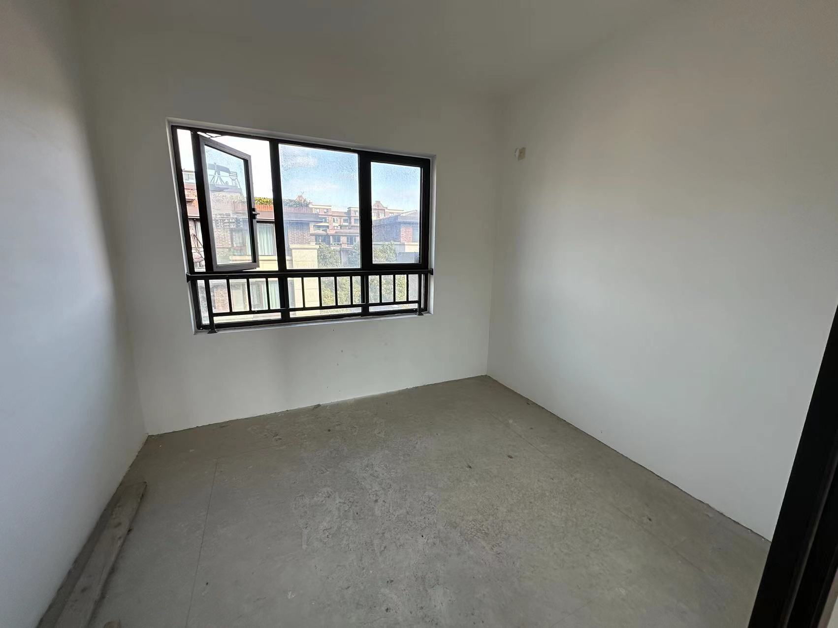 盛和九里香堤二期 4室2厅3卫 295.00m&sup2;