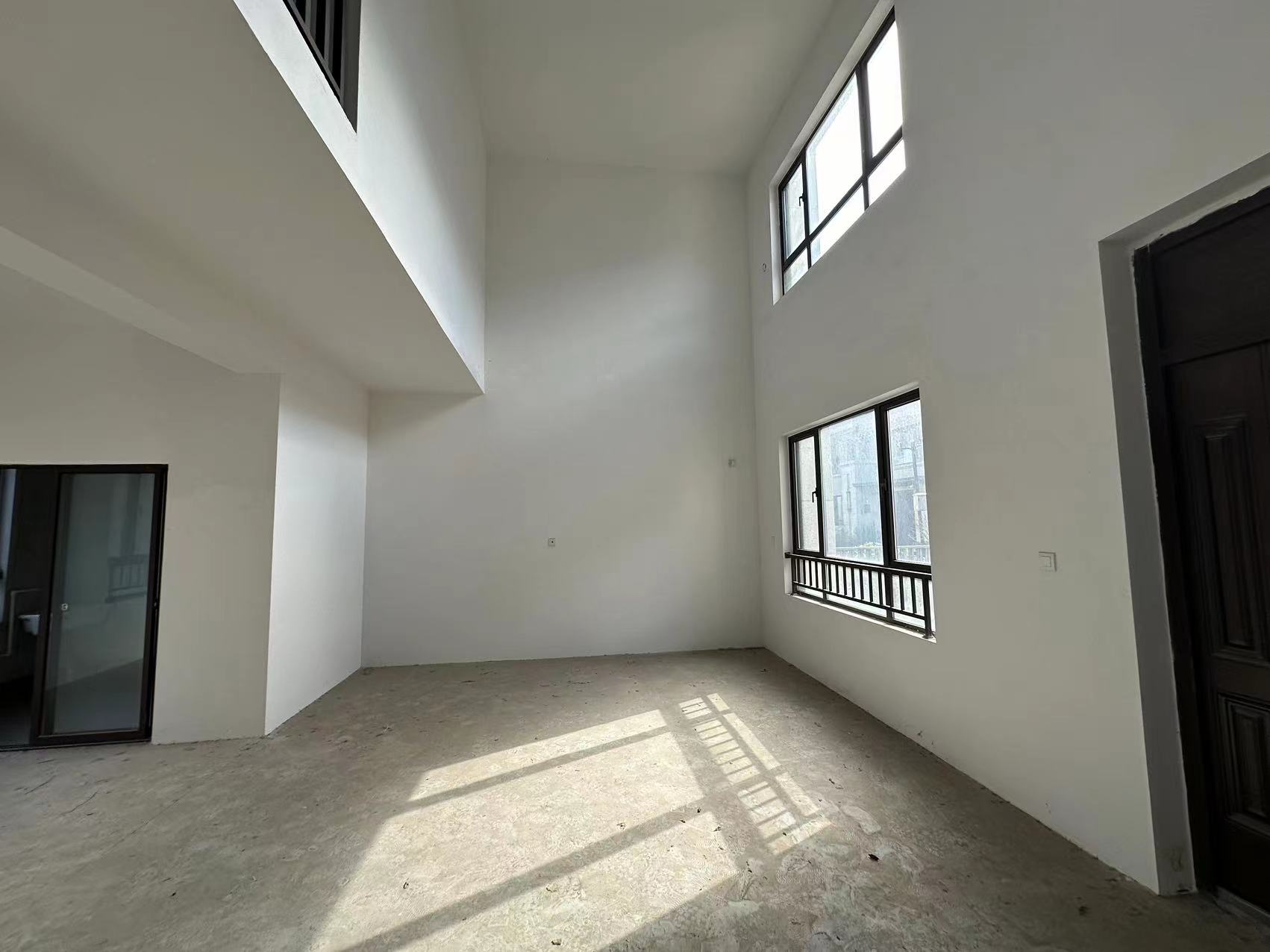 盛和九里香堤二期 4室2厅3卫 295.00m&sup2;