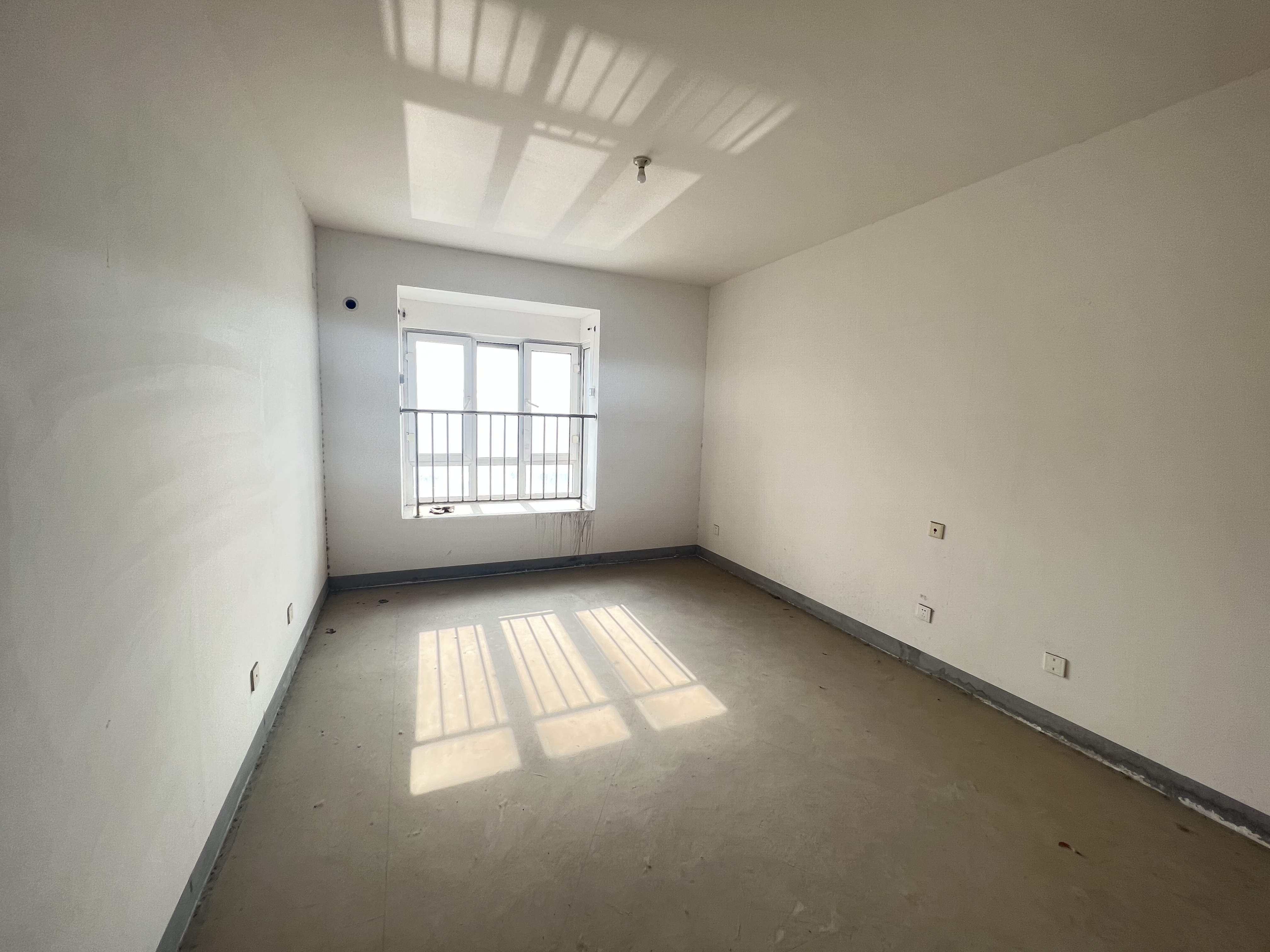 华润悦锦湾 4室2厅2卫 144m&sup2;