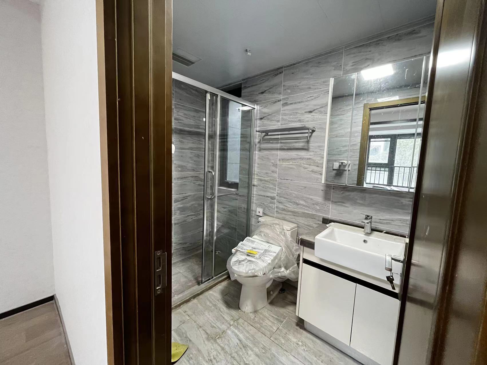 远创东樾 4室2厅2卫 320.00m&sup2;
