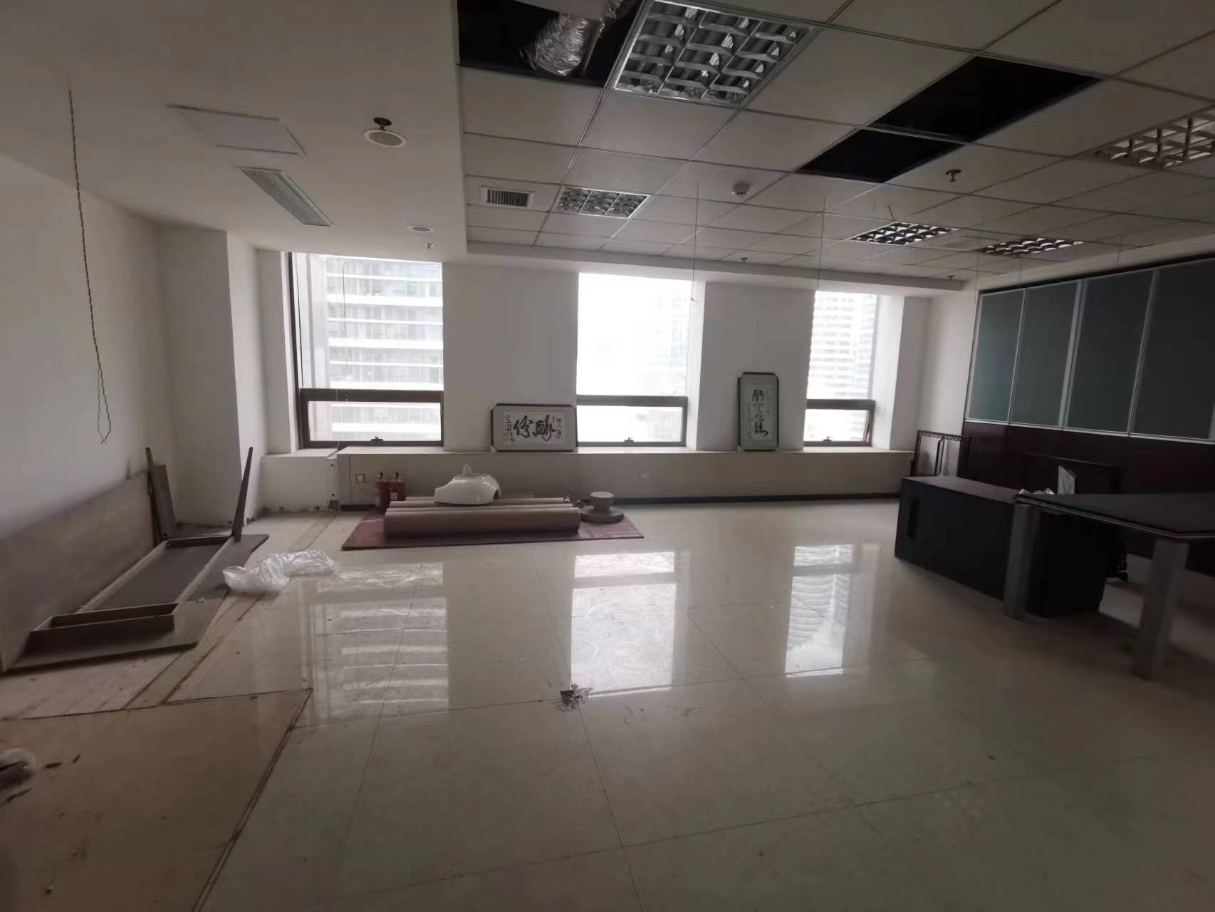 中南世纪城北区 1室1厅1卫 97.00m²