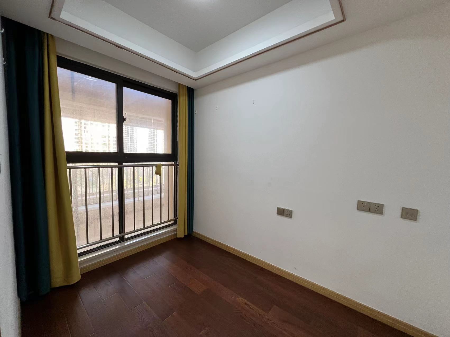 中南世纪花城三期 3室1厅1卫 99.00m&sup2;