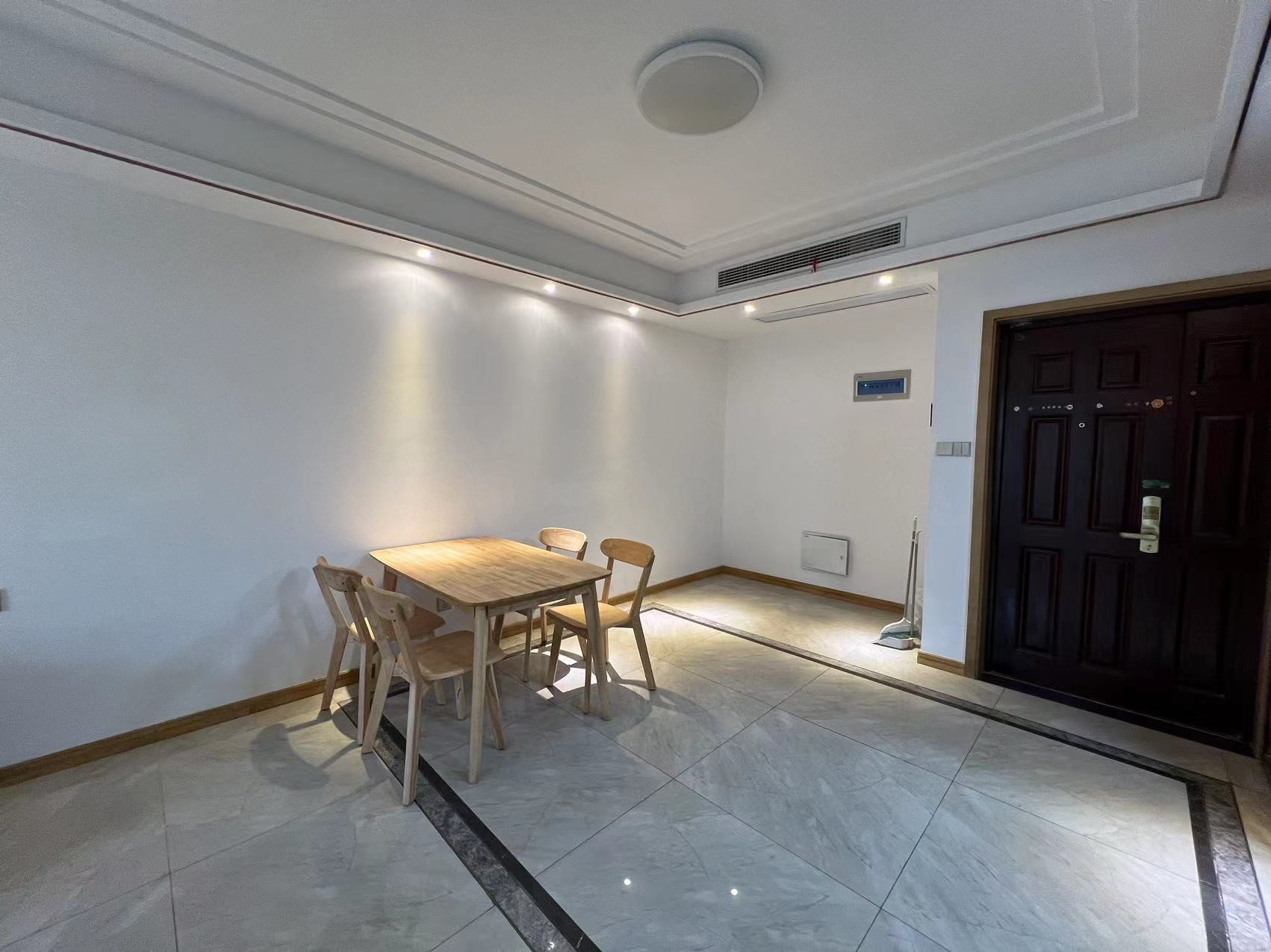 中南世纪花城三期 3室1厅1卫 99.00m&sup2;