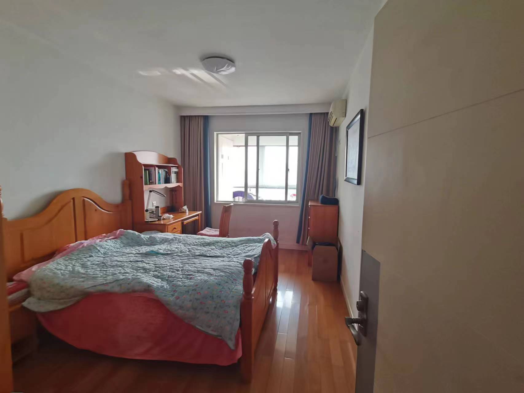 友谊公寓 3室2厅2卫 149.42m&sup2;