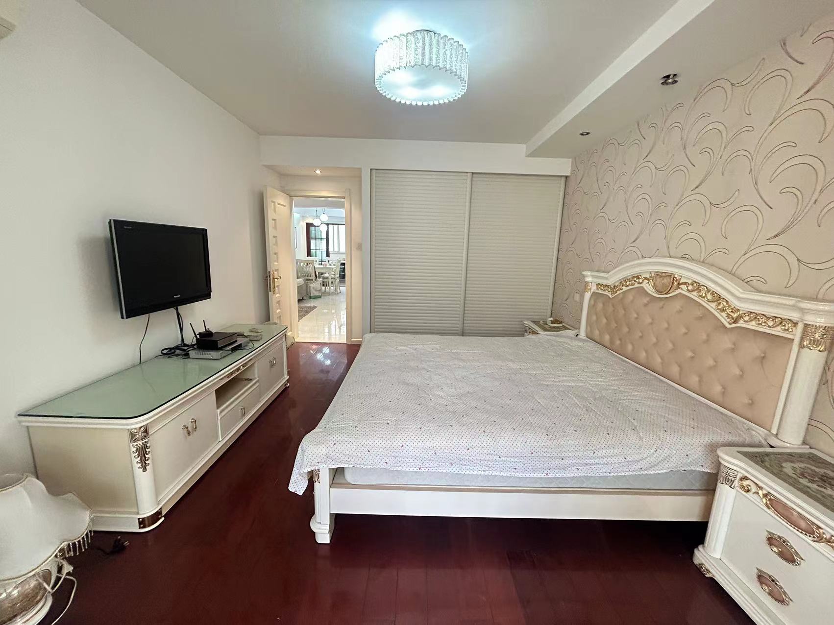 城港花苑东区 2室1厅1卫 81m&sup2;