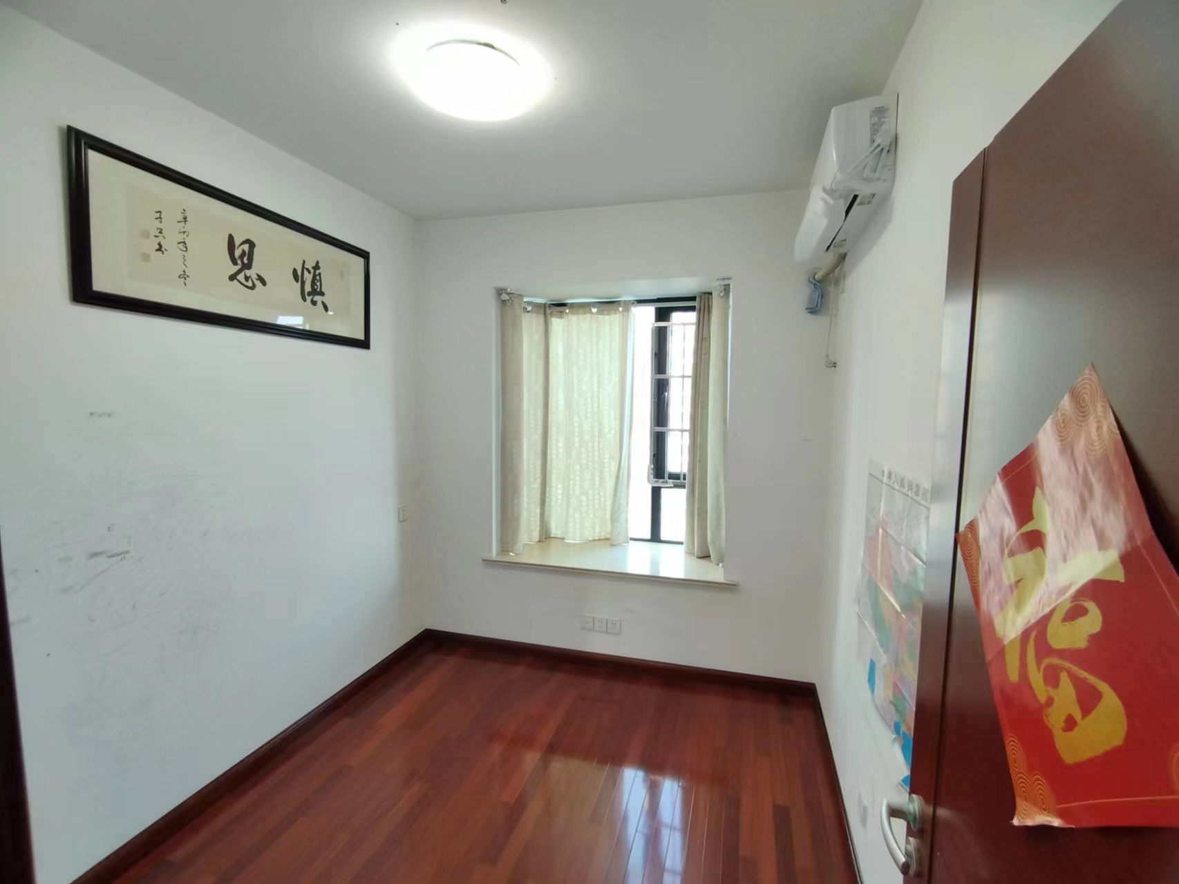 中南世纪城北区 3室2厅2卫 148m&sup2;