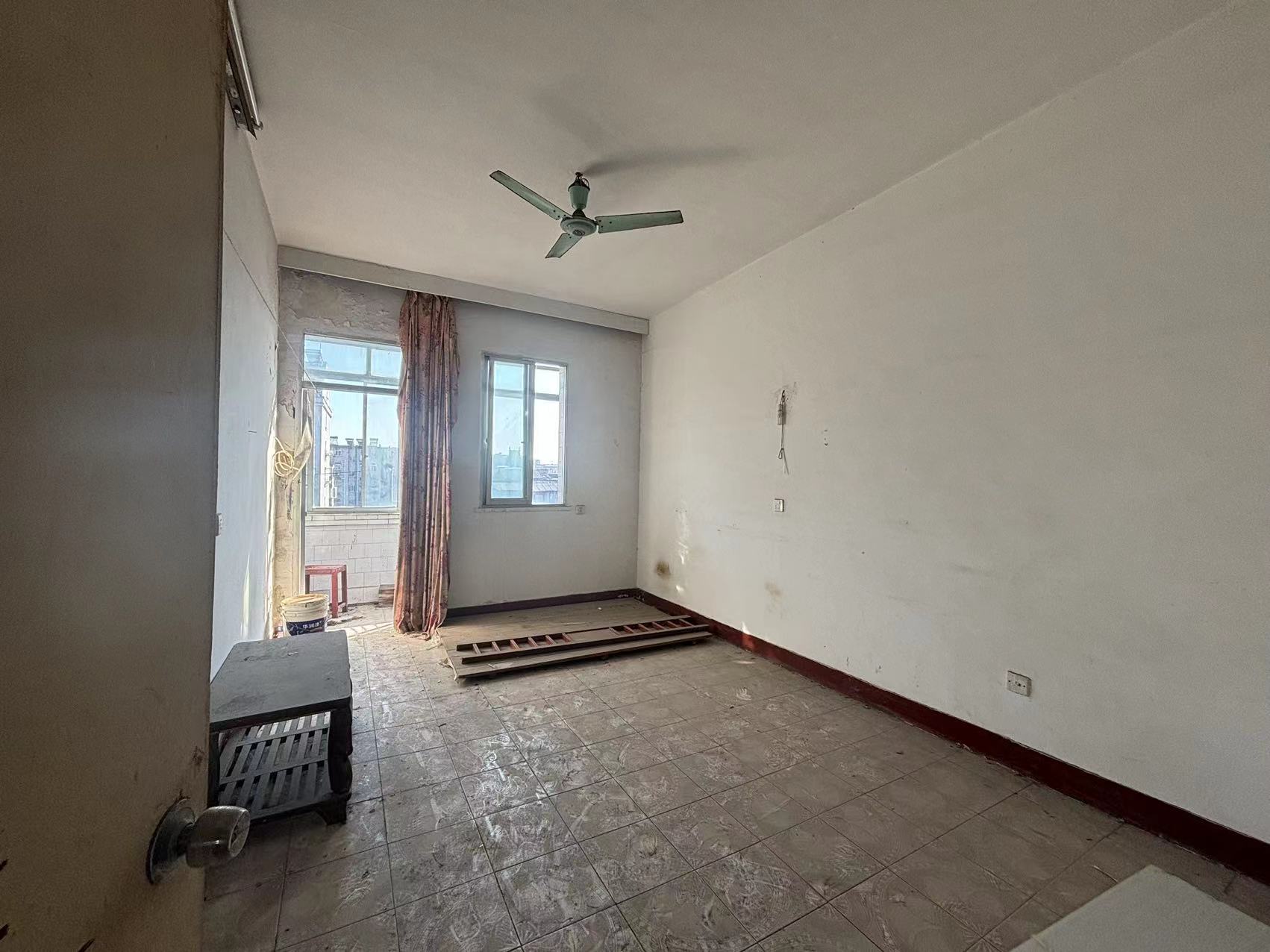 姚港路3号 2室1厅1卫 70m&sup2;