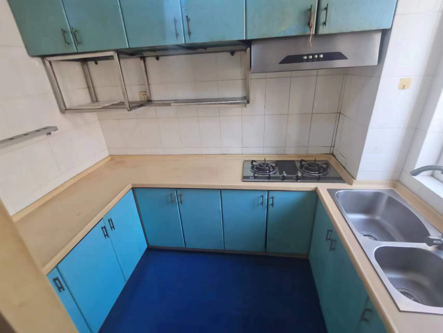 恒基花苑 2室1厅1卫 80m&sup2;