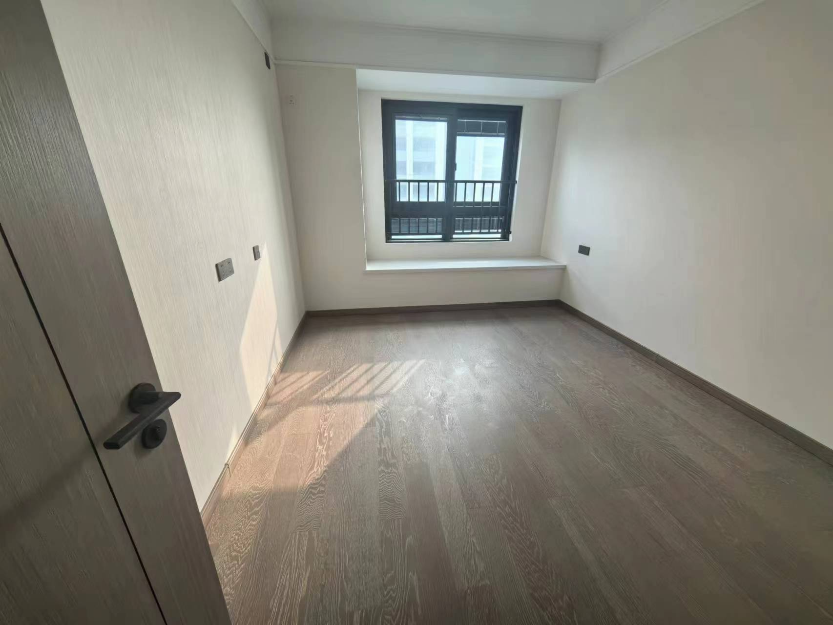 万科未来之光 3室2厅1卫 100m&sup2;